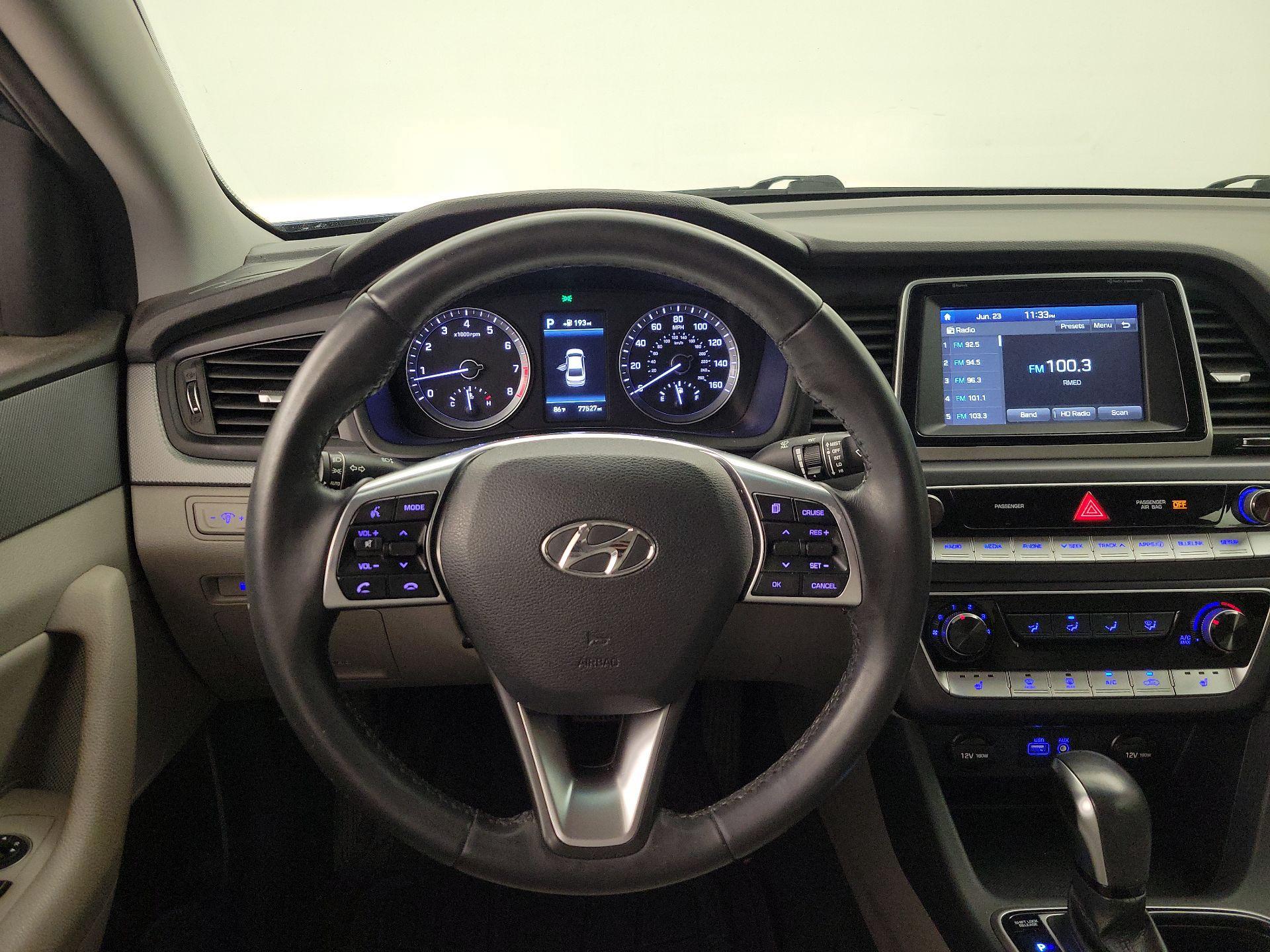 Thumbnail: 2018 Hyundai Sonata - 10