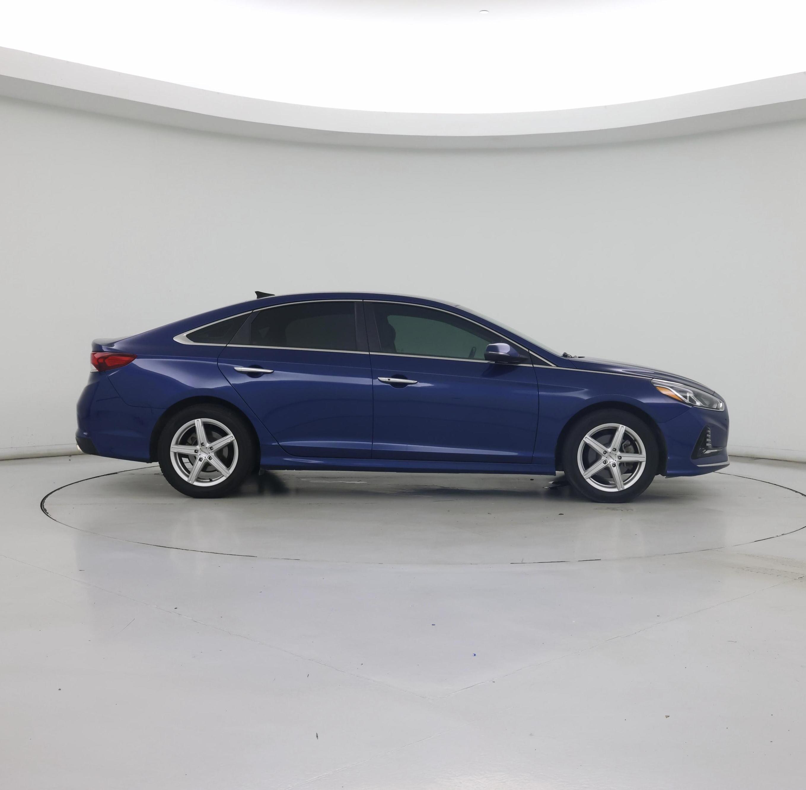 Thumbnail: 2018 Hyundai Sonata - 7