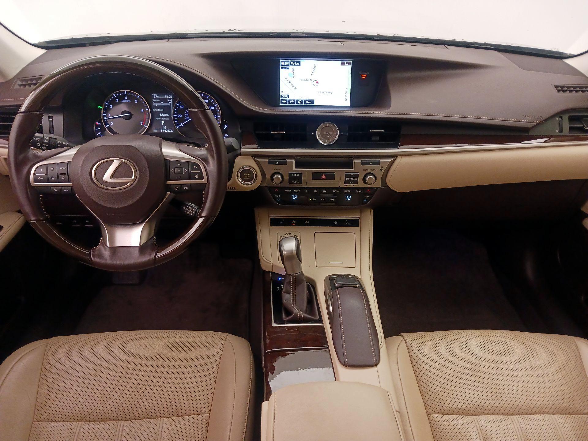 Thumbnail: 2016 Lexus ES - 9