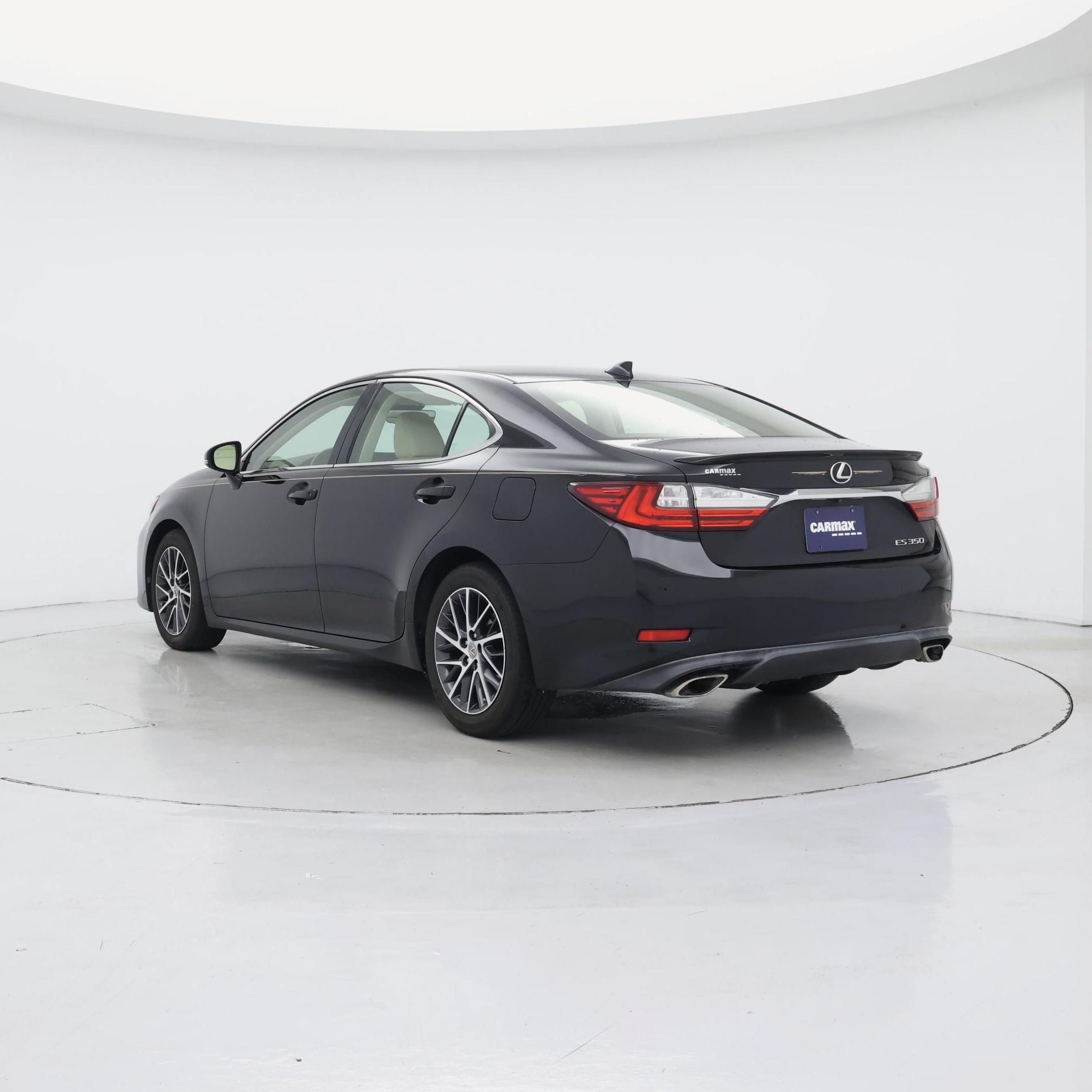 Thumbnail: 2016 Lexus ES - 2