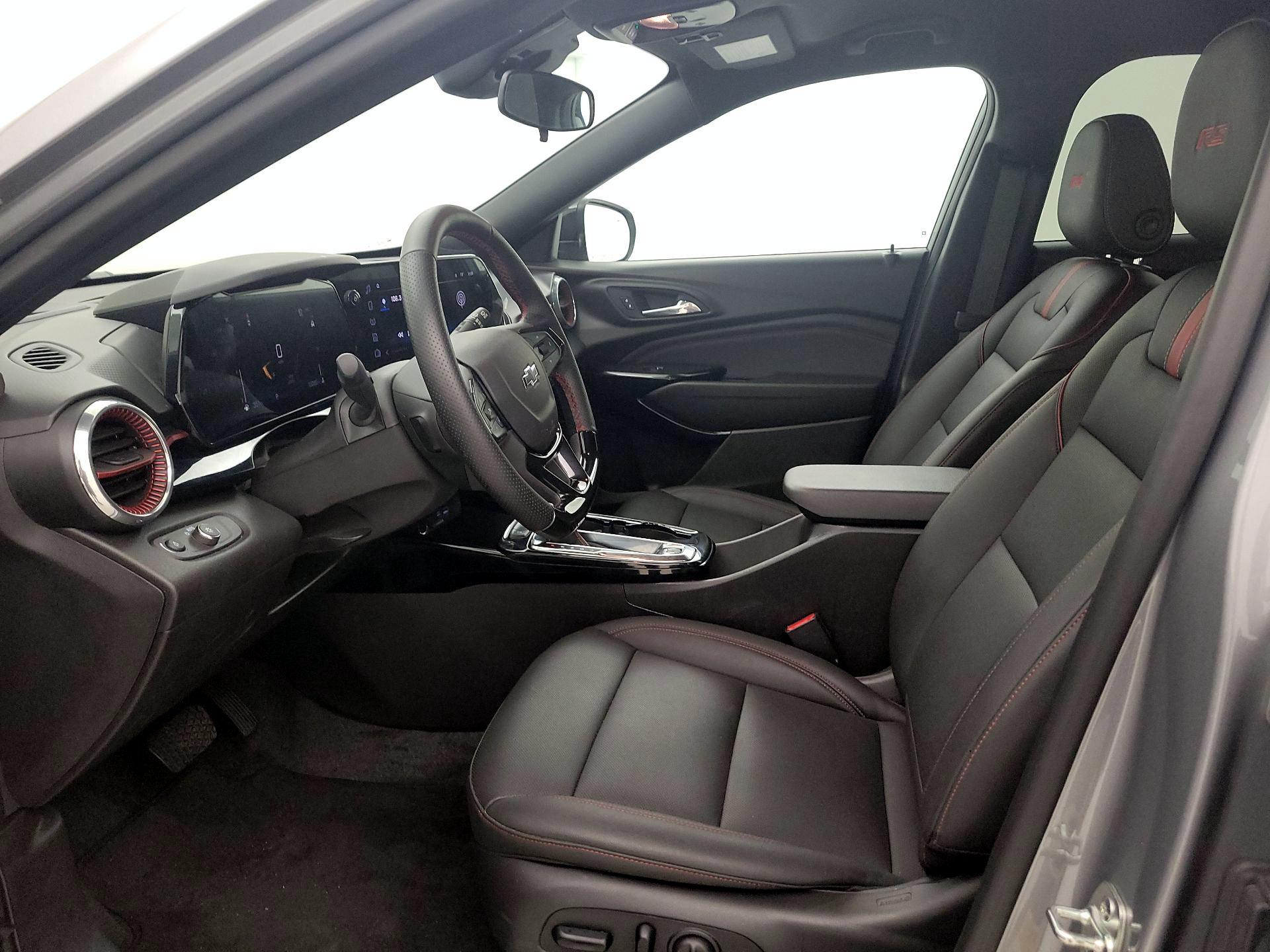 Thumbnail: 2026 Chevrolet Trax - 11