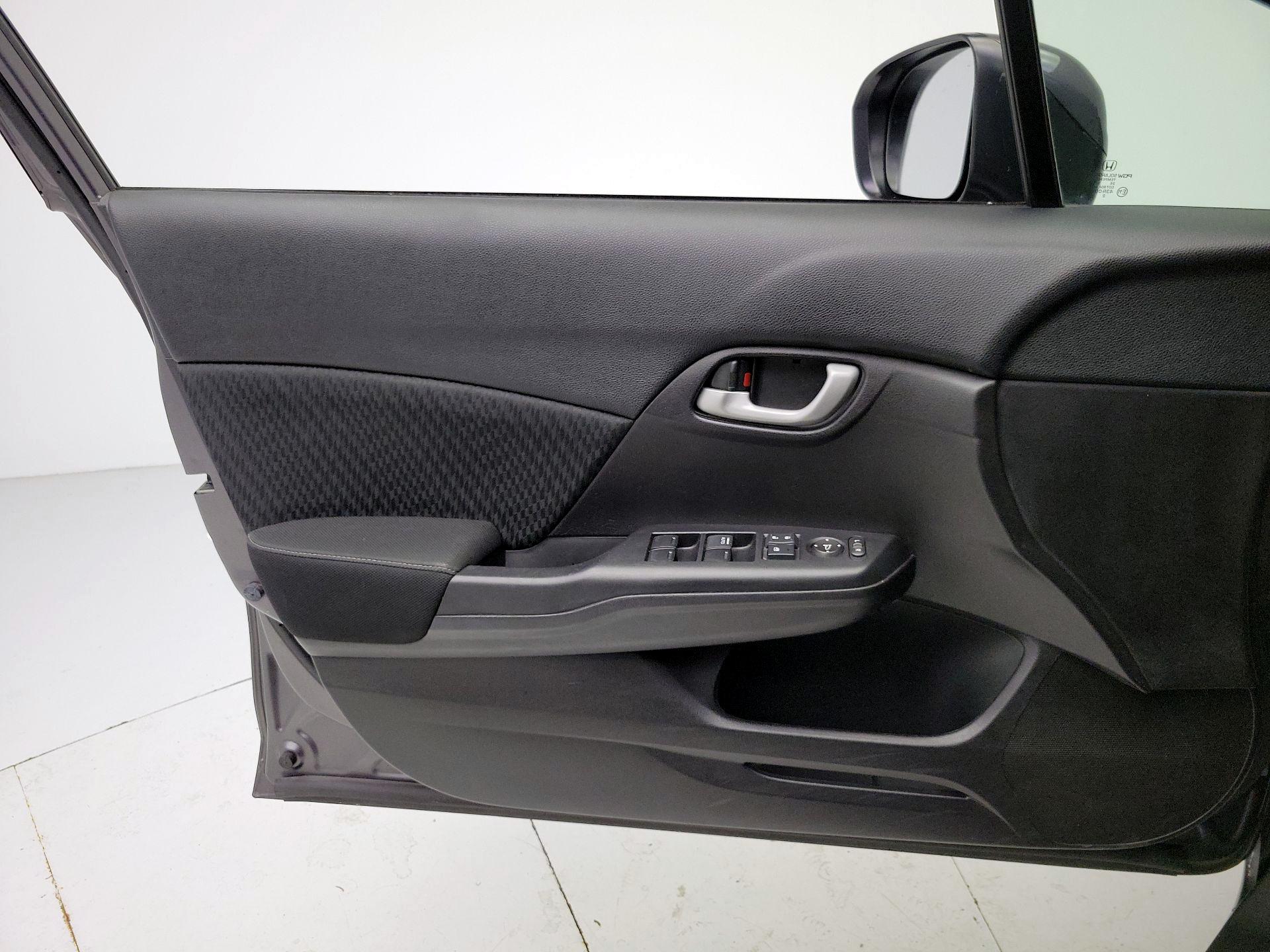 Thumbnail: 2015 Honda Civic - 12