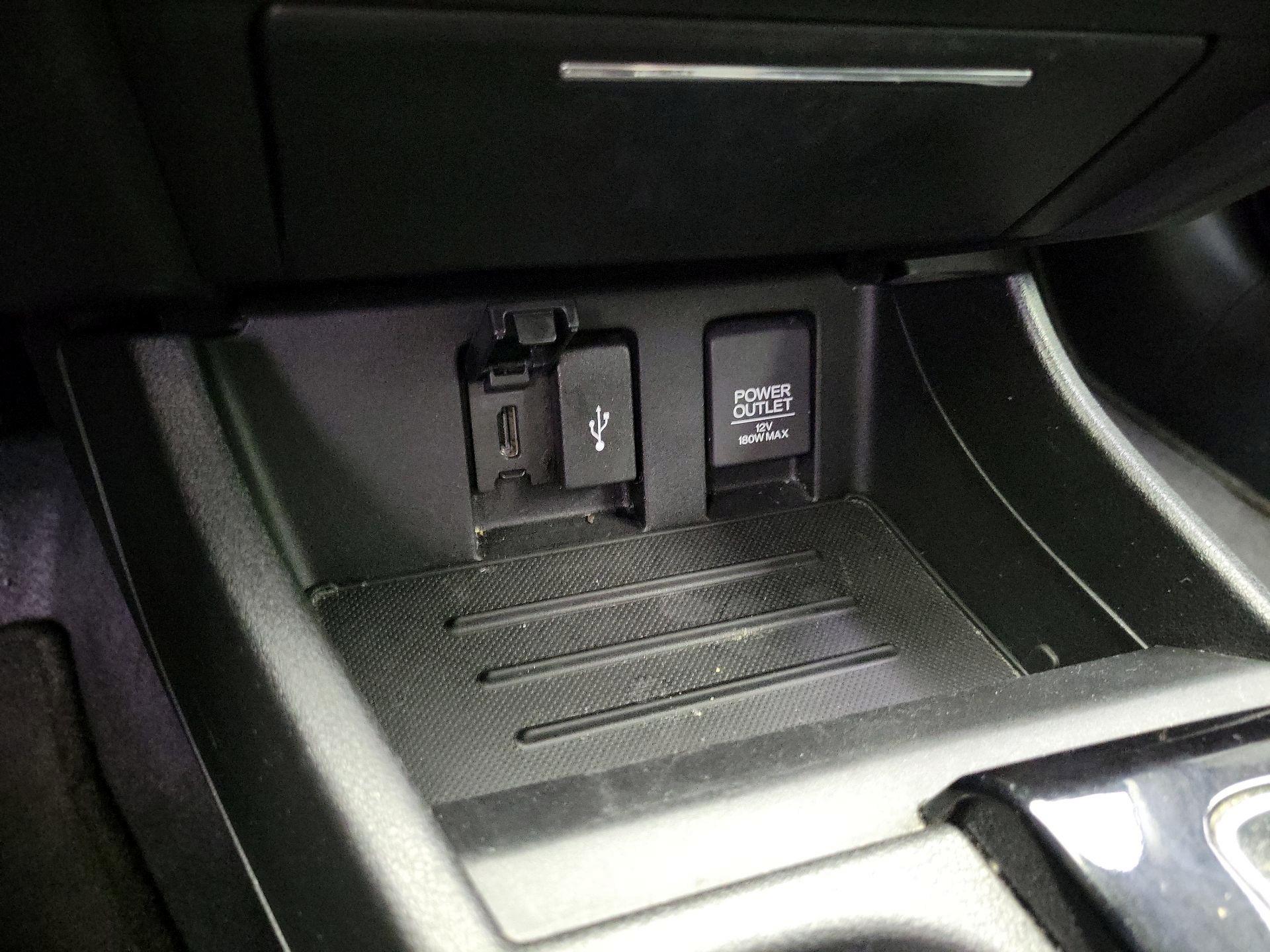 Thumbnail: 2015 Honda Civic - 18