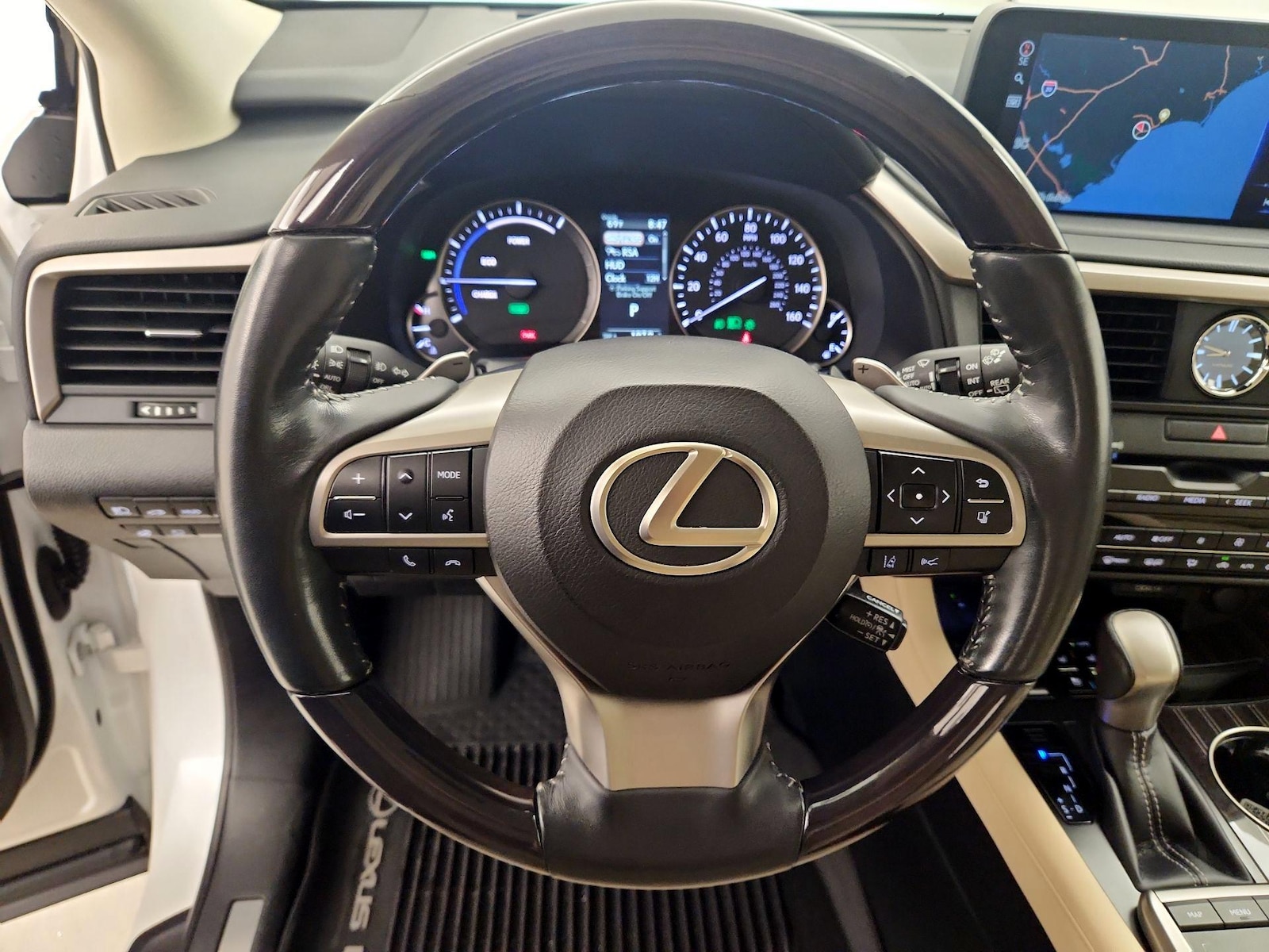 2022 Lexus RX Hybrid 450h - Photo 11