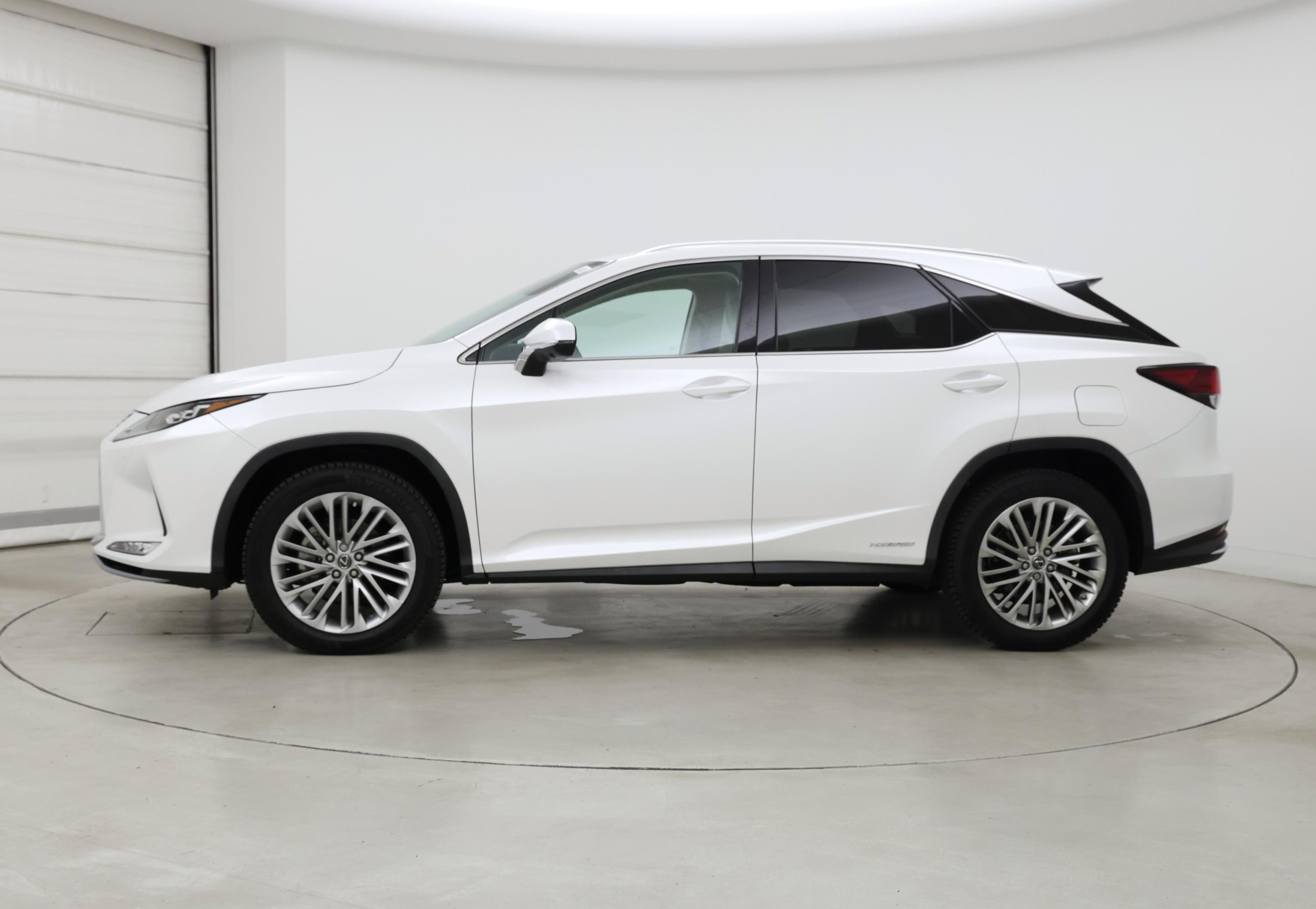 Thumbnail: 2022 Lexus RX - 3