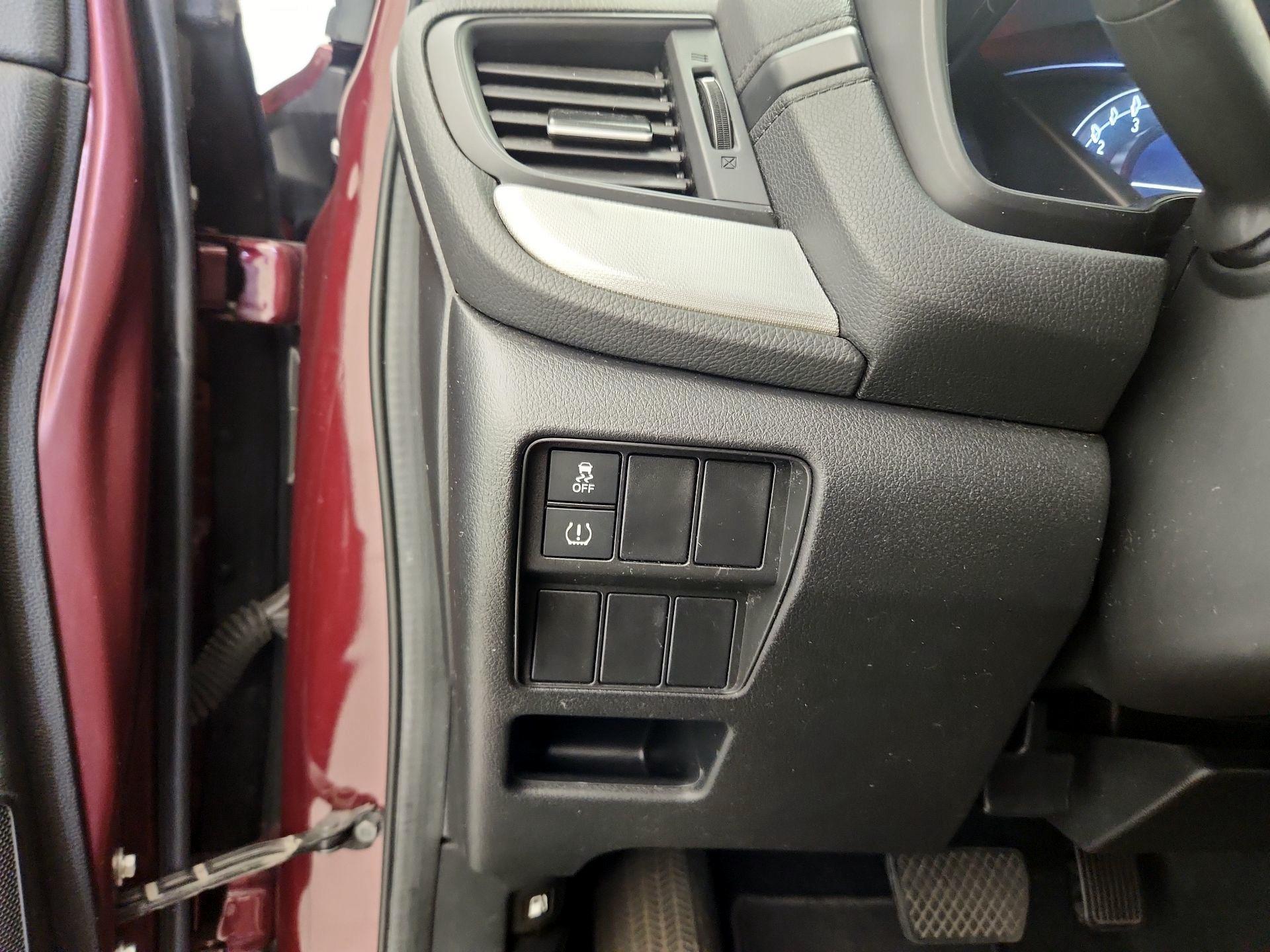 Thumbnail: 2018 Honda CR-V - 13