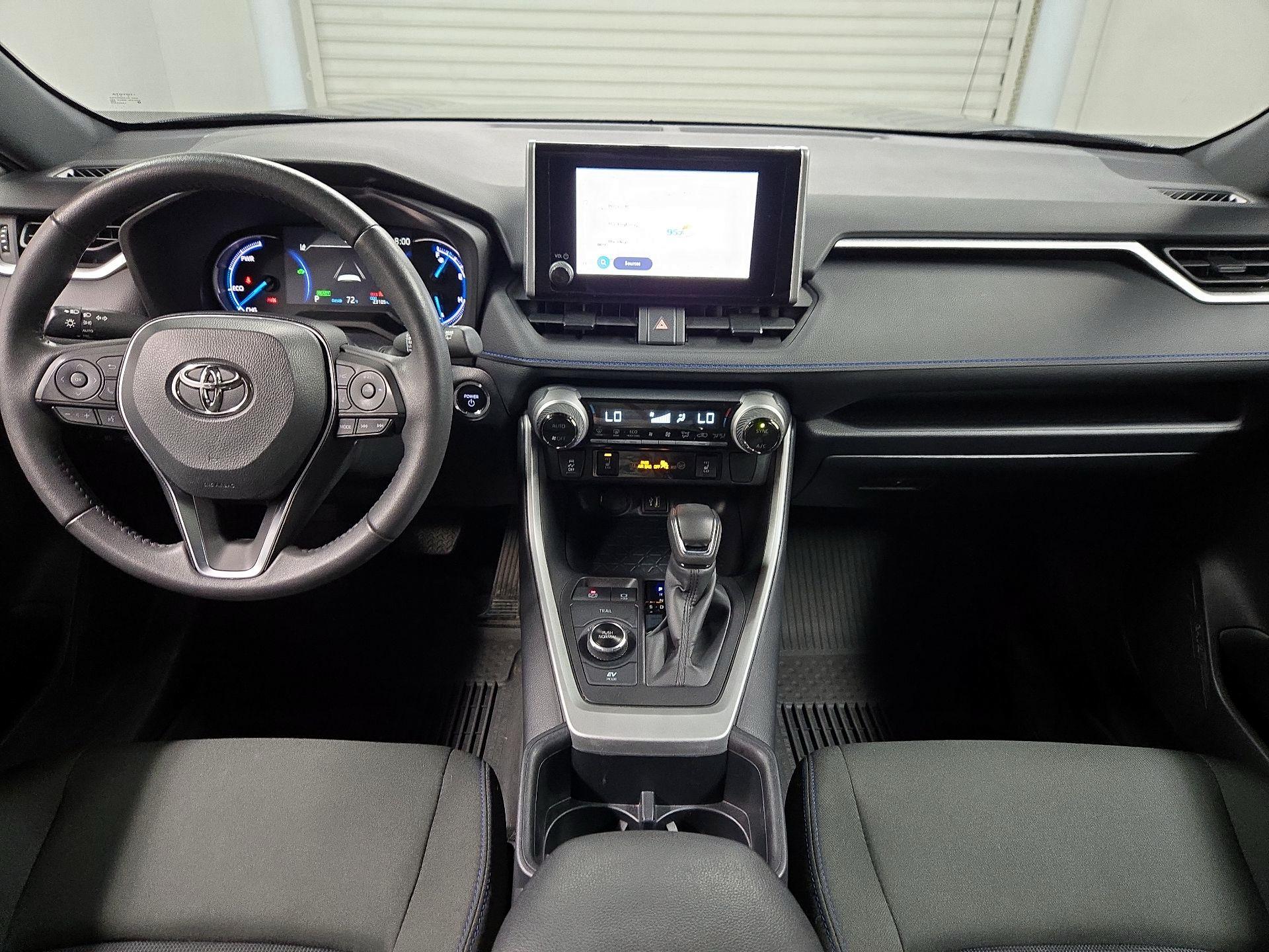 Thumbnail: 2025 Toyota RAV4 - 9