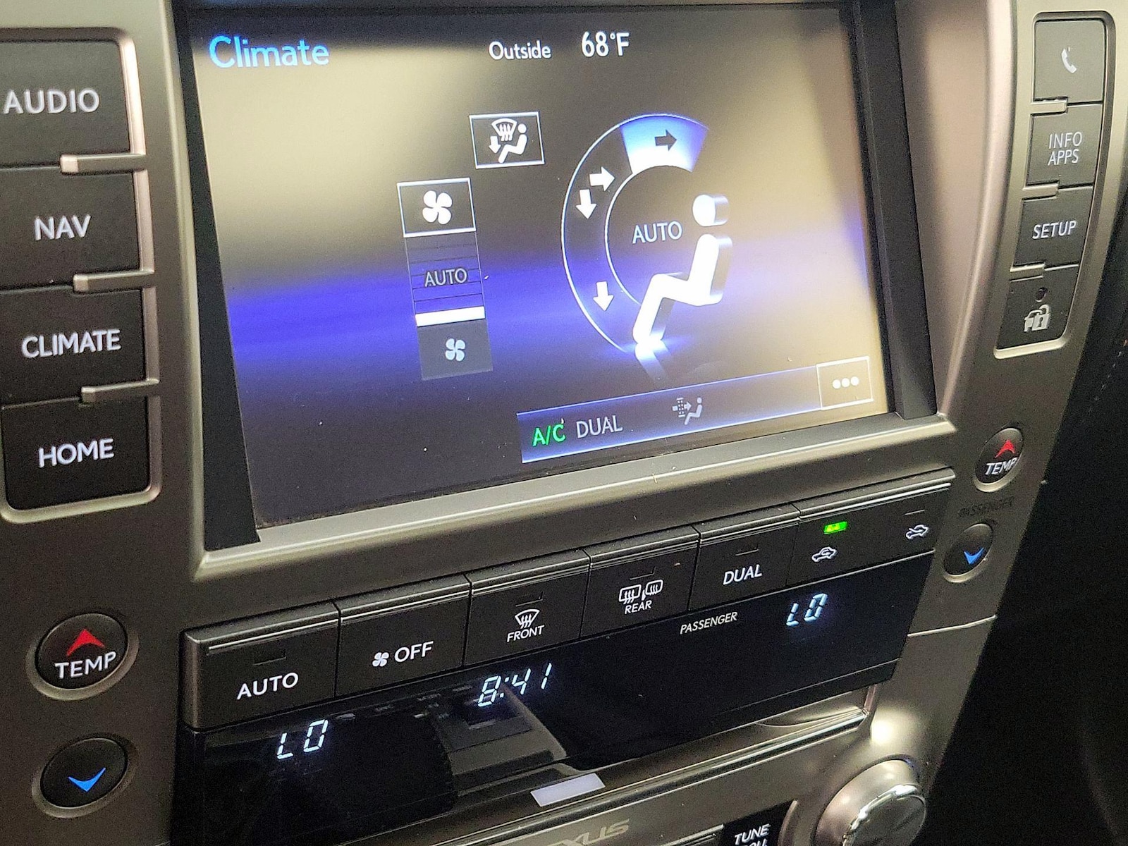 2018 Lexus GX Base - Photo 18