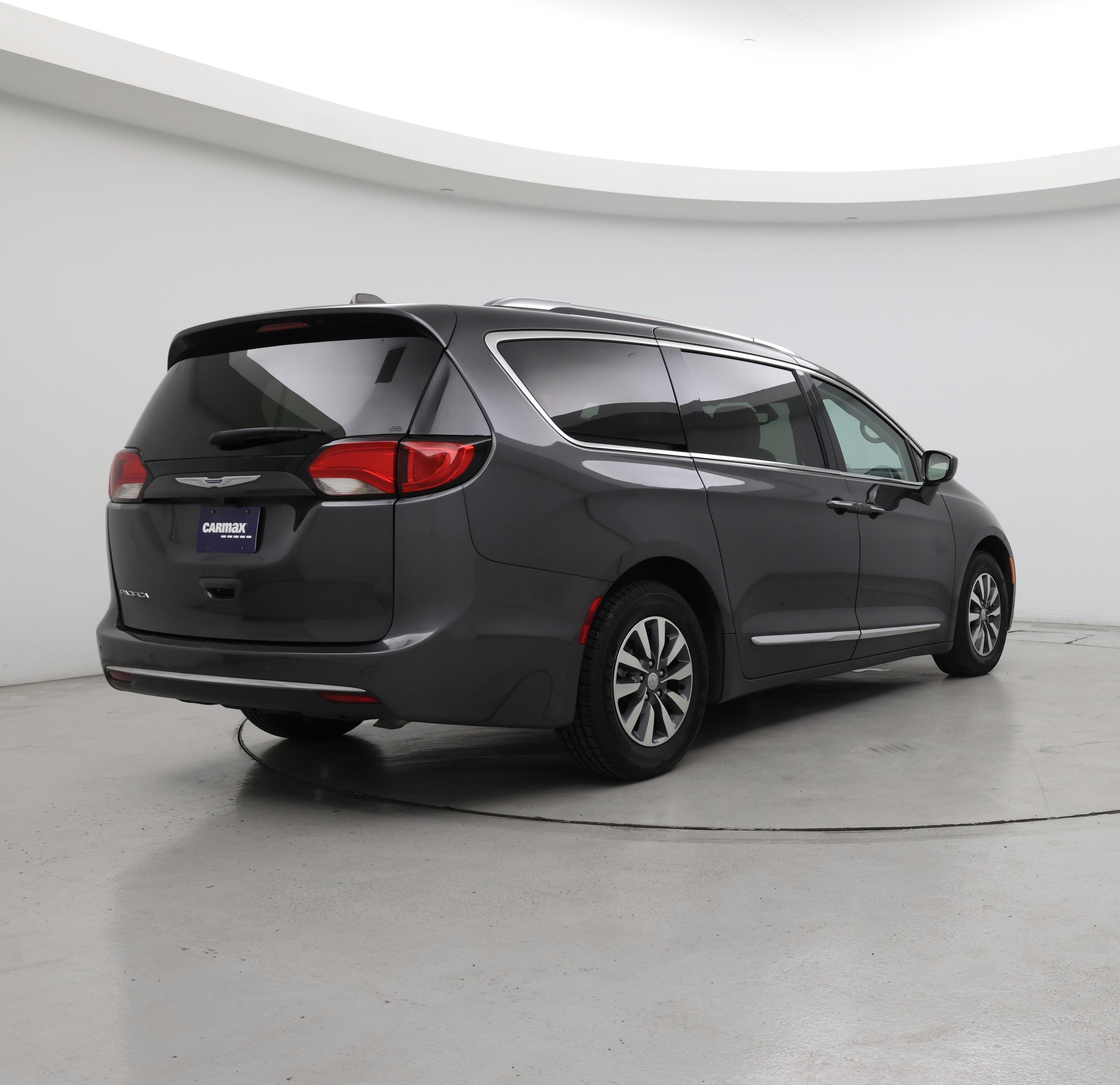 Thumbnail: 2020 Chrysler Pacifica - 8