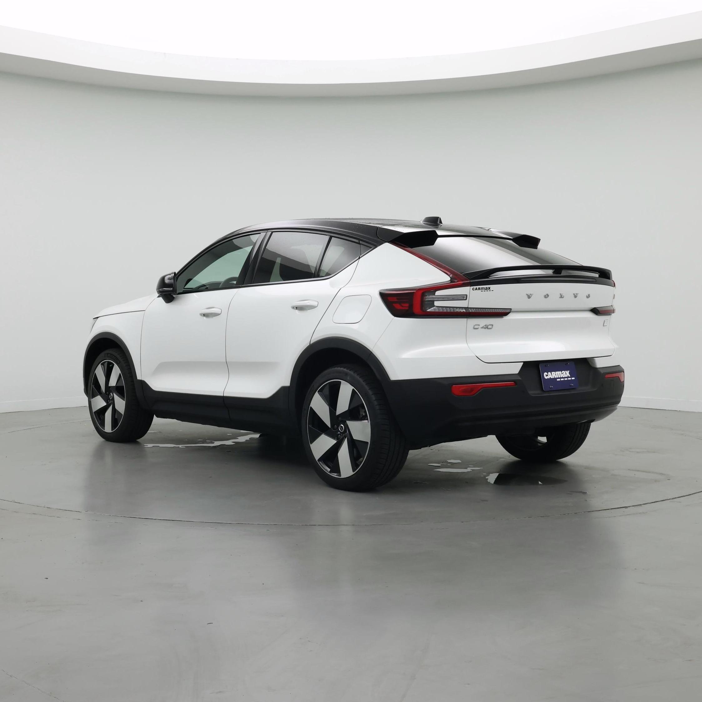 Thumbnail: 2022 Volvo C40 - 2