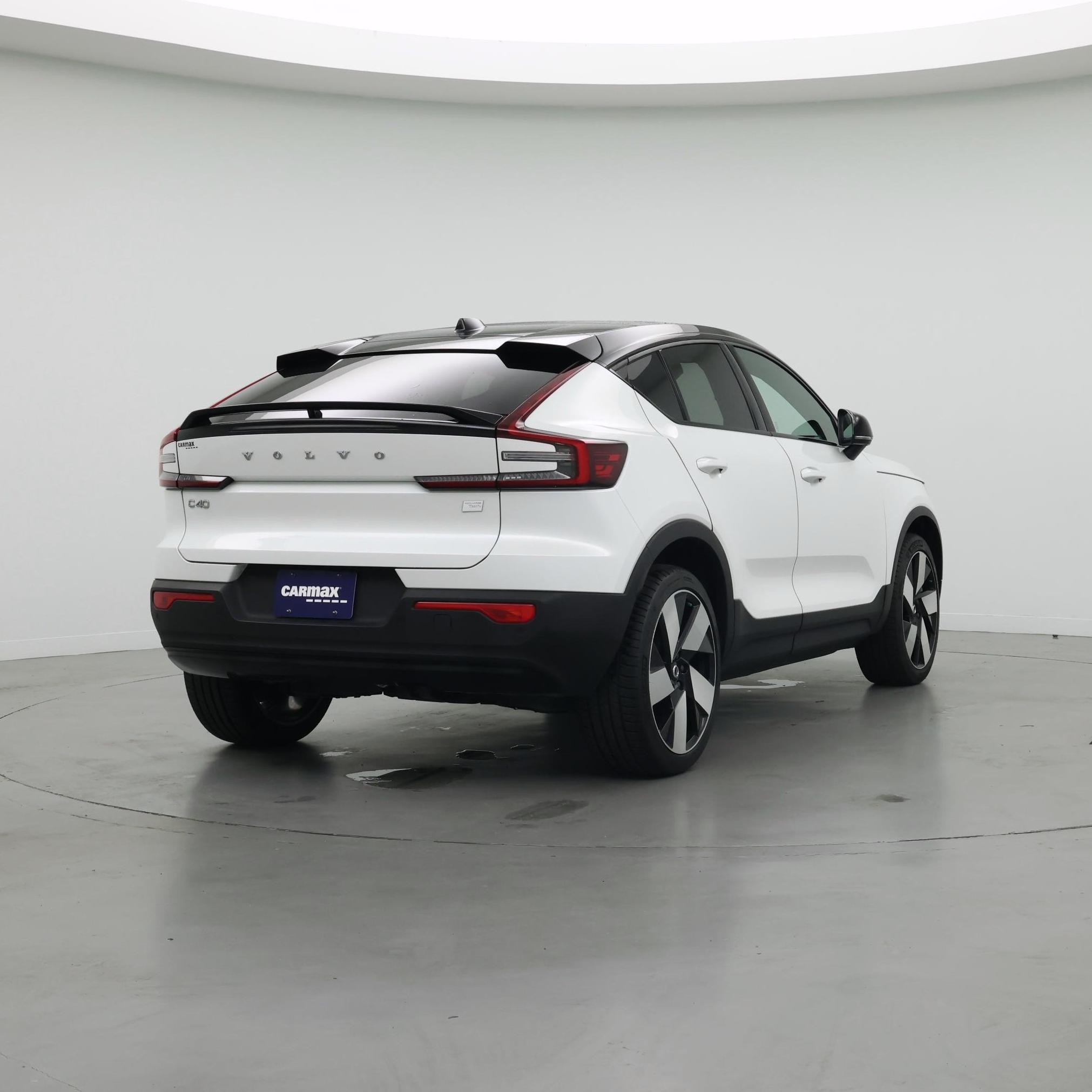 Thumbnail: 2022 Volvo C40 - 8
