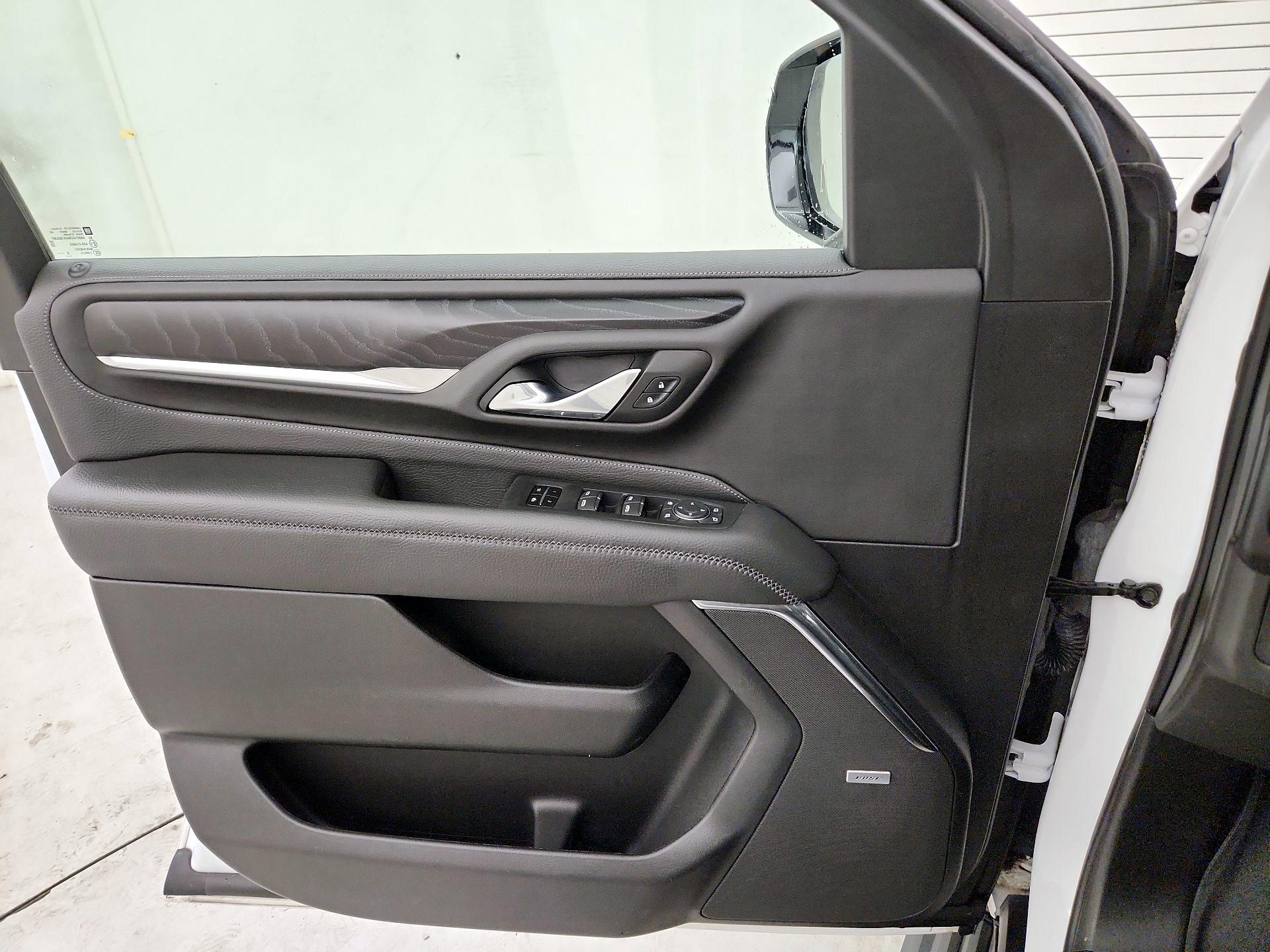 Thumbnail: 2023 GMC Yukon - 12