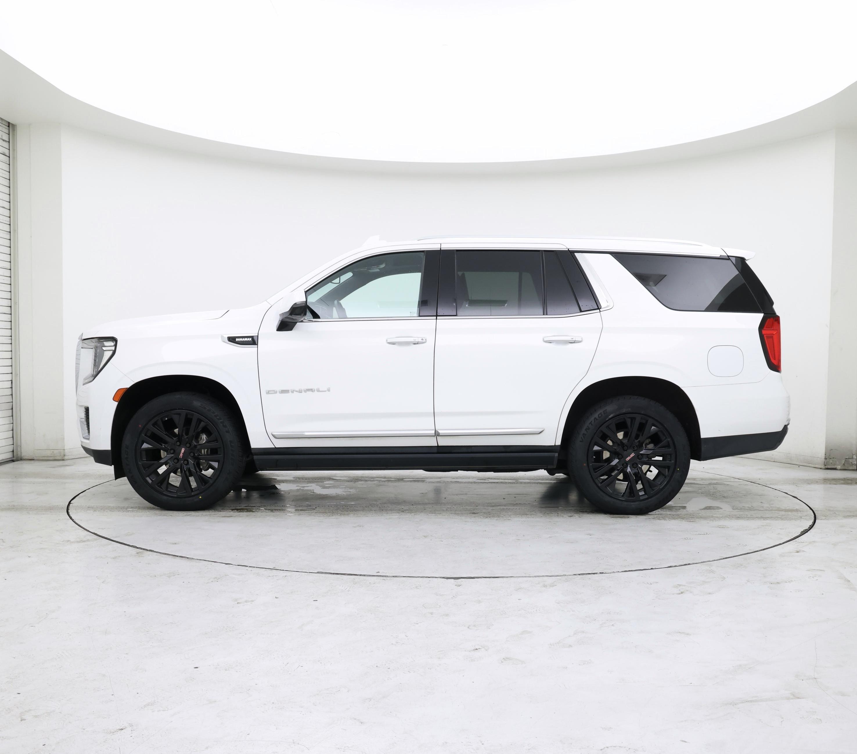 Thumbnail: 2023 GMC Yukon - 3