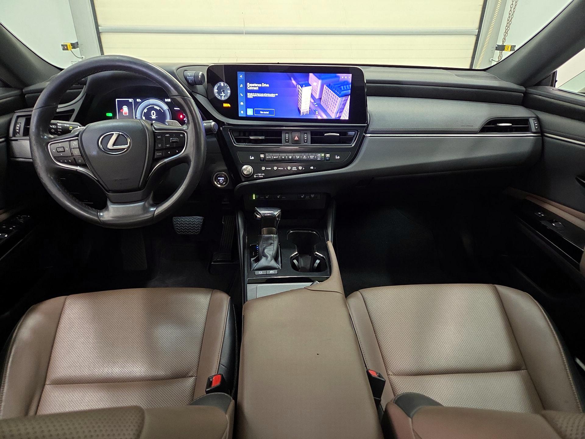 Thumbnail: 2023 Lexus ES - 9