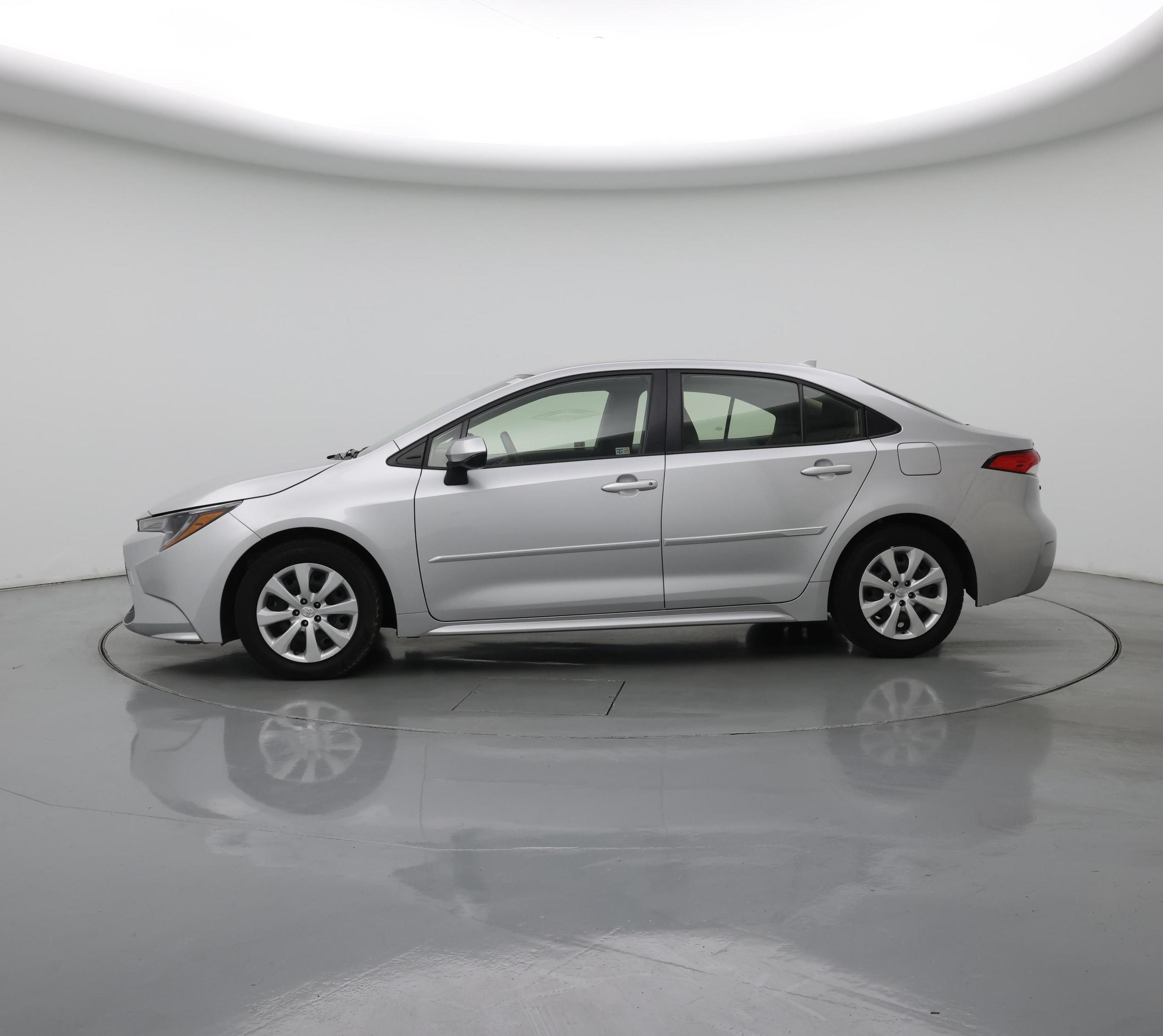 Thumbnail: 2022 Toyota Corolla - 3
