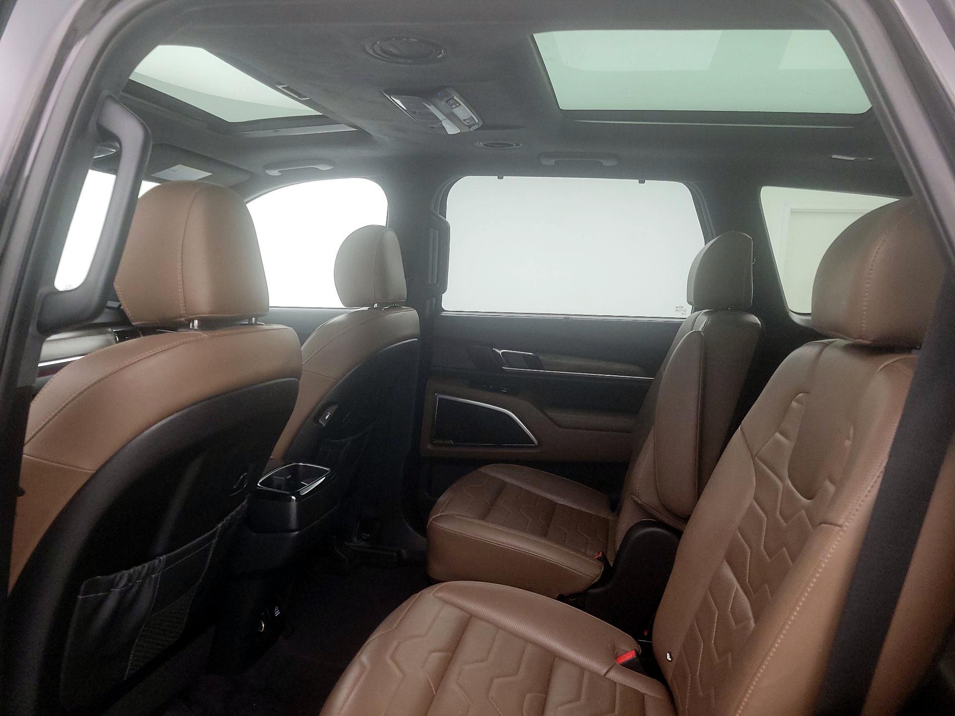Thumbnail: 2021 Kia Telluride - 20