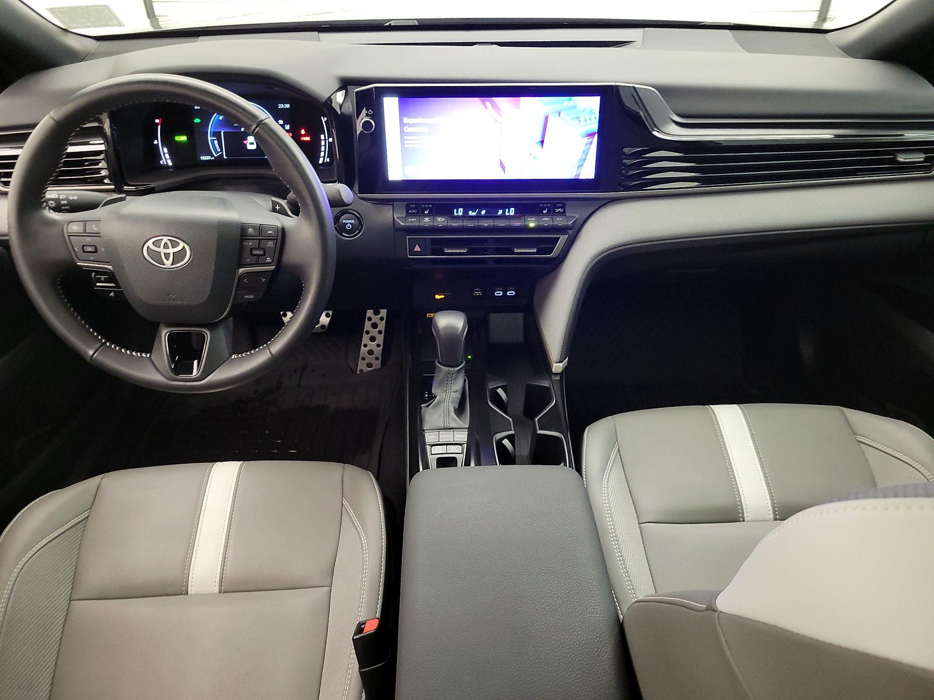 Thumbnail: 2025 Toyota Camry - 9
