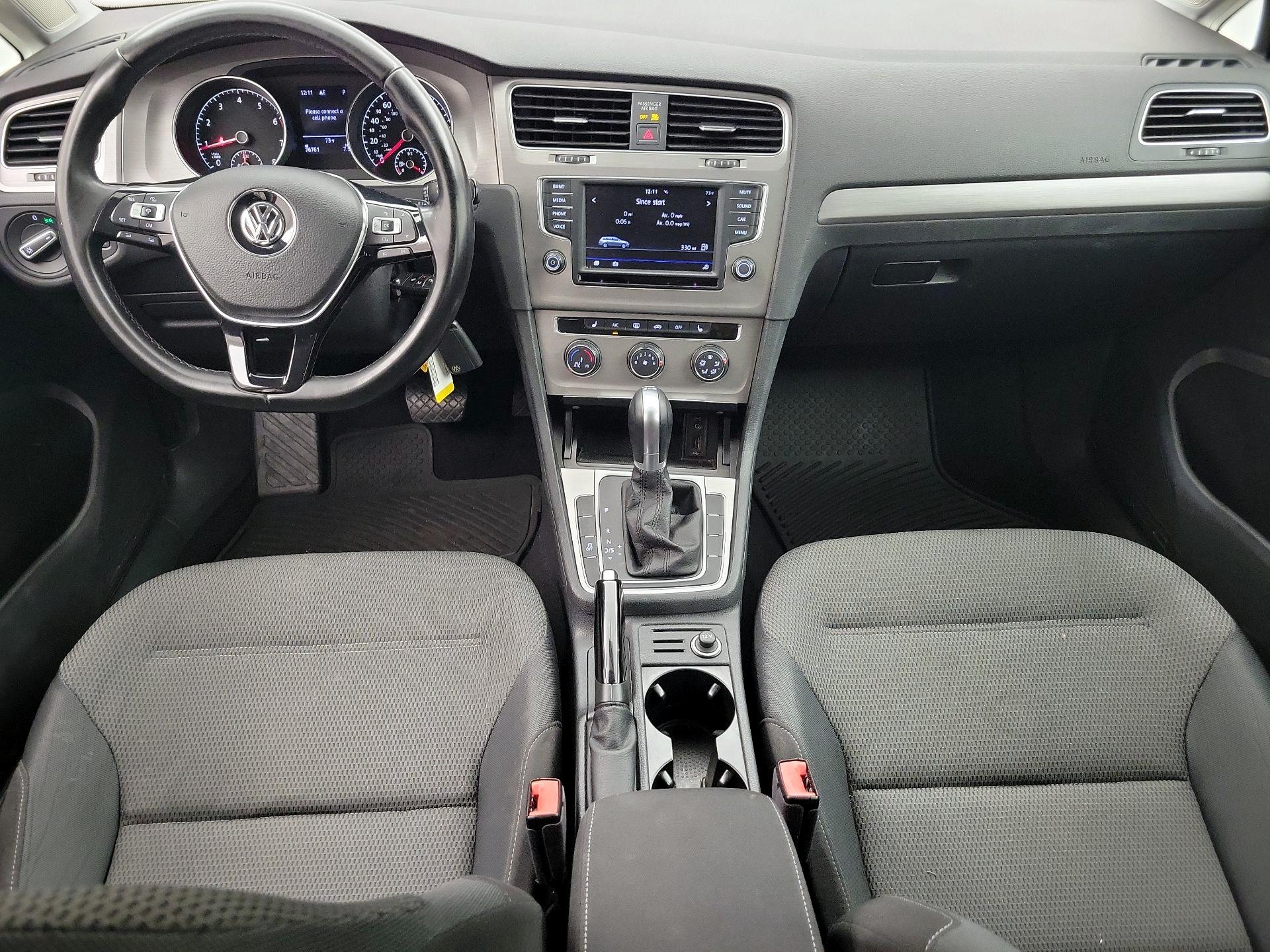 Thumbnail: 2017 Volkswagen Golf - 9