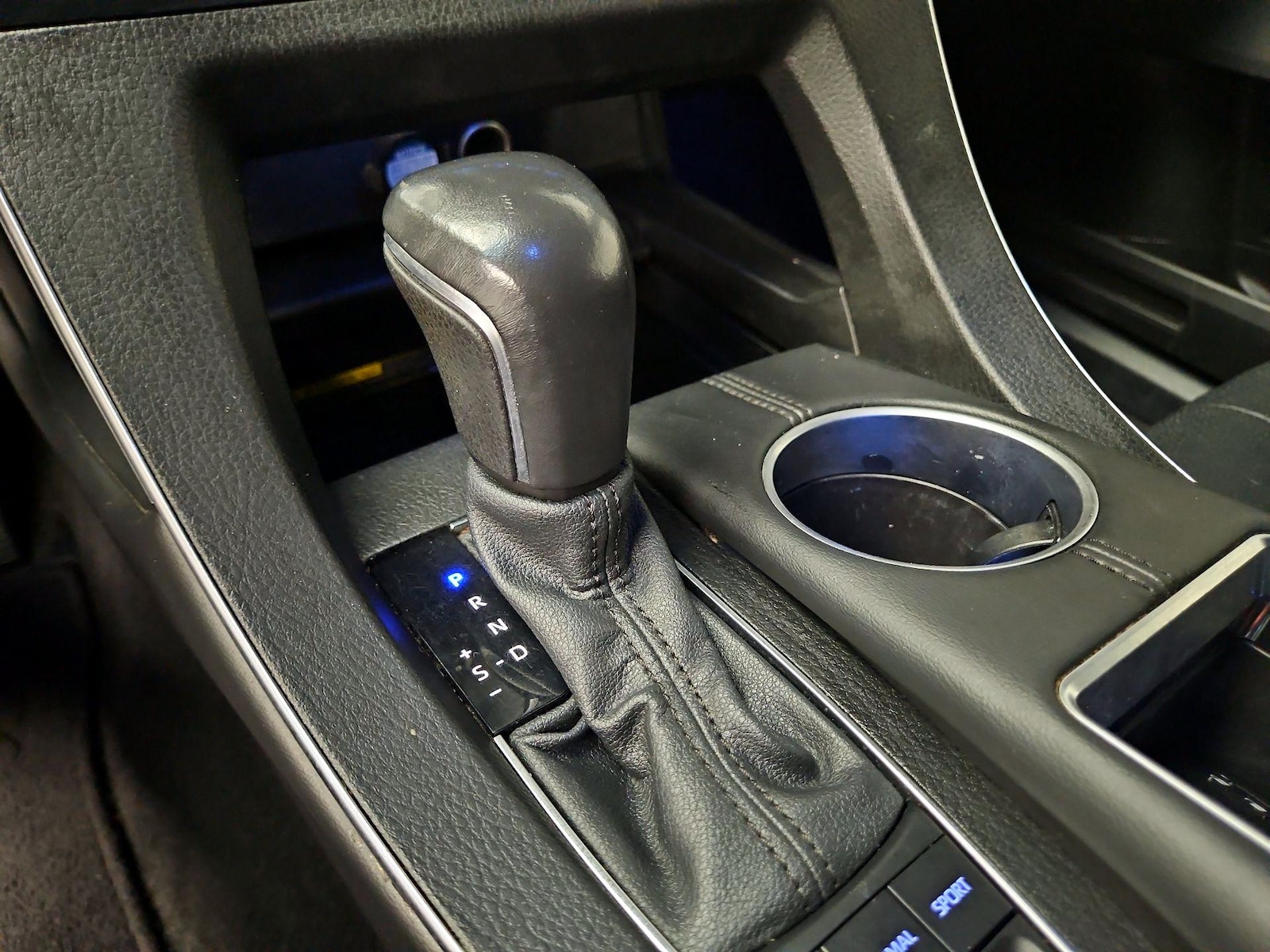 2021 Toyota Avalon Limited - Photo 19