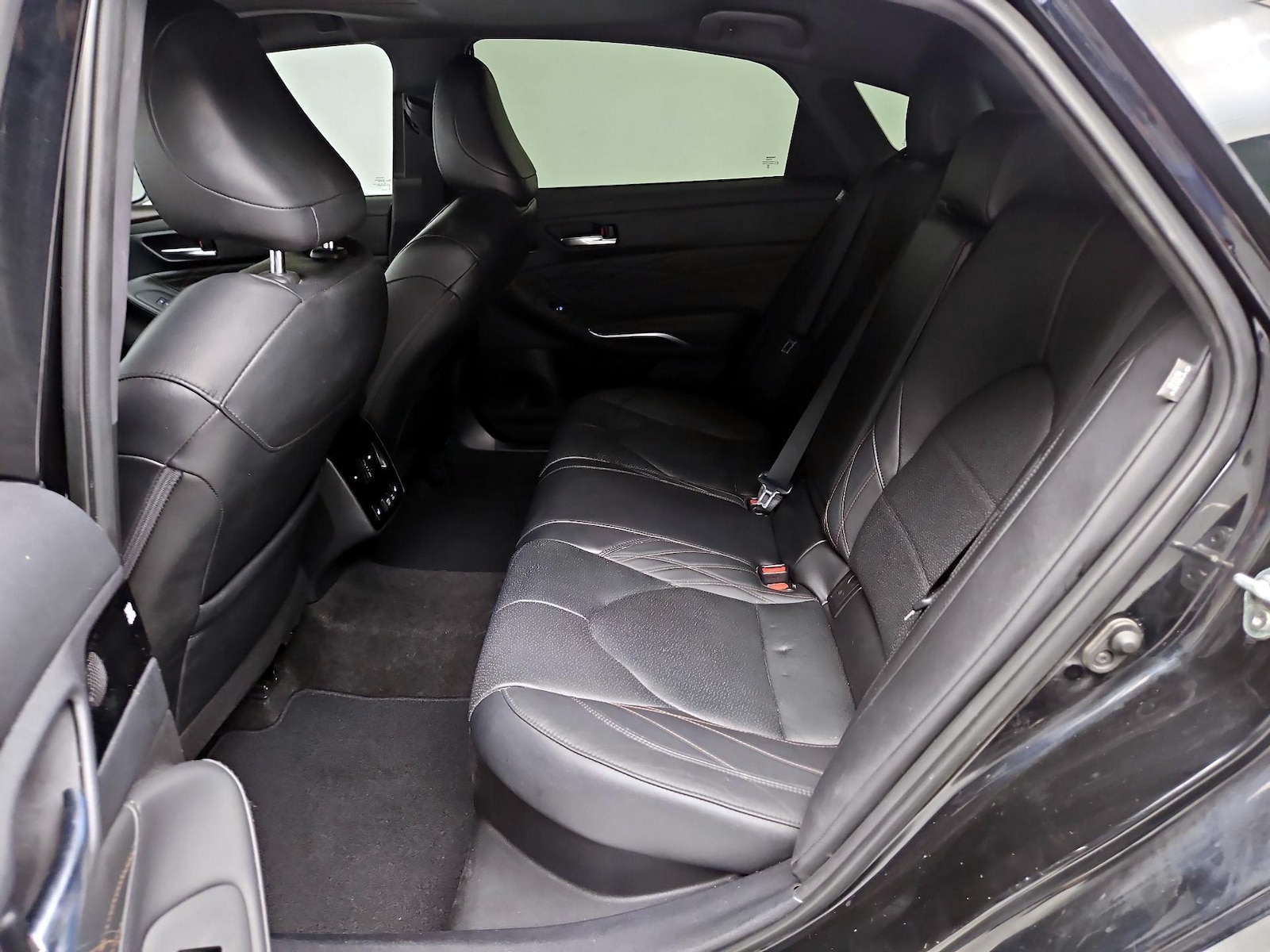 2021 Toyota Avalon Limited - Photo 22