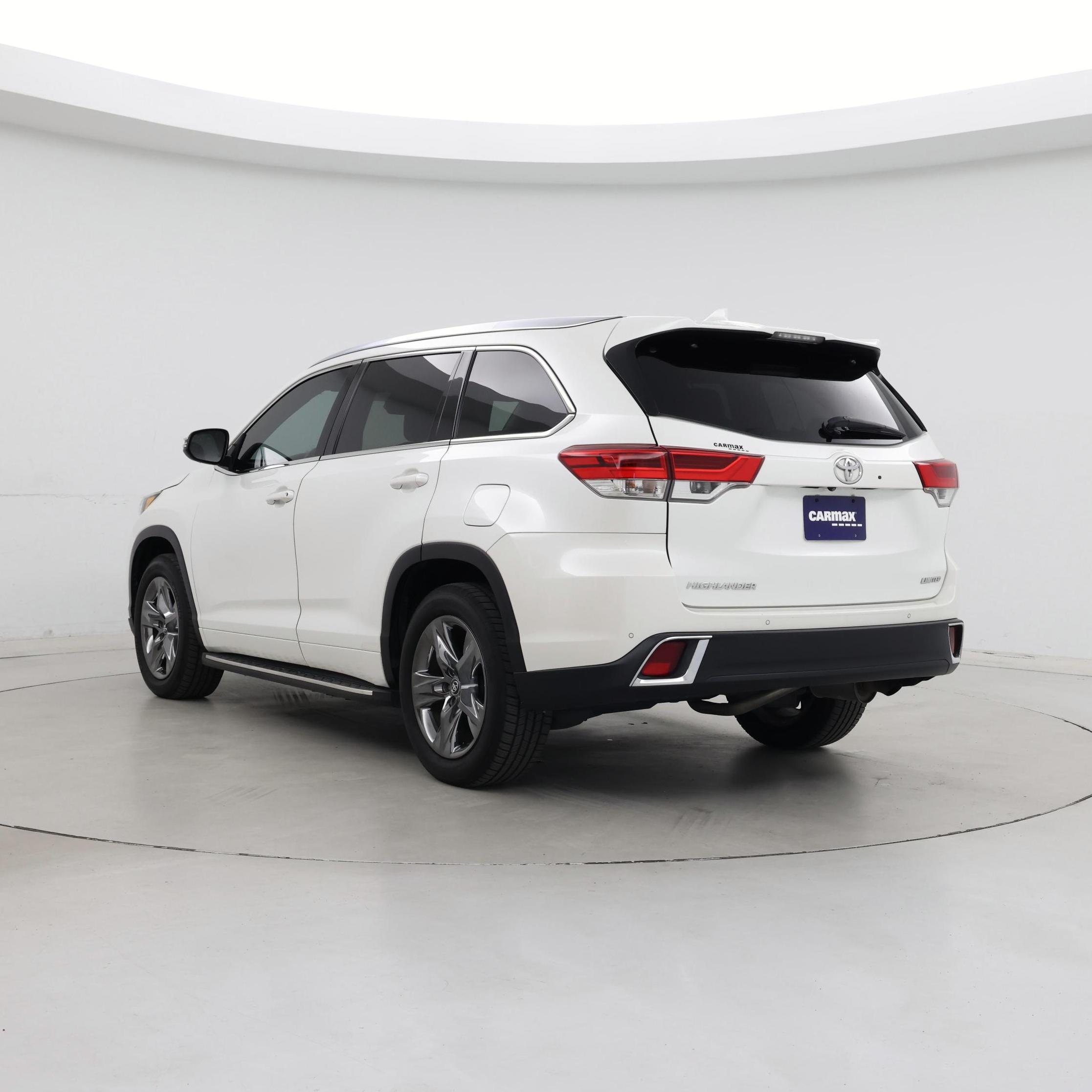 Thumbnail: 2018 Toyota Highlander - 2