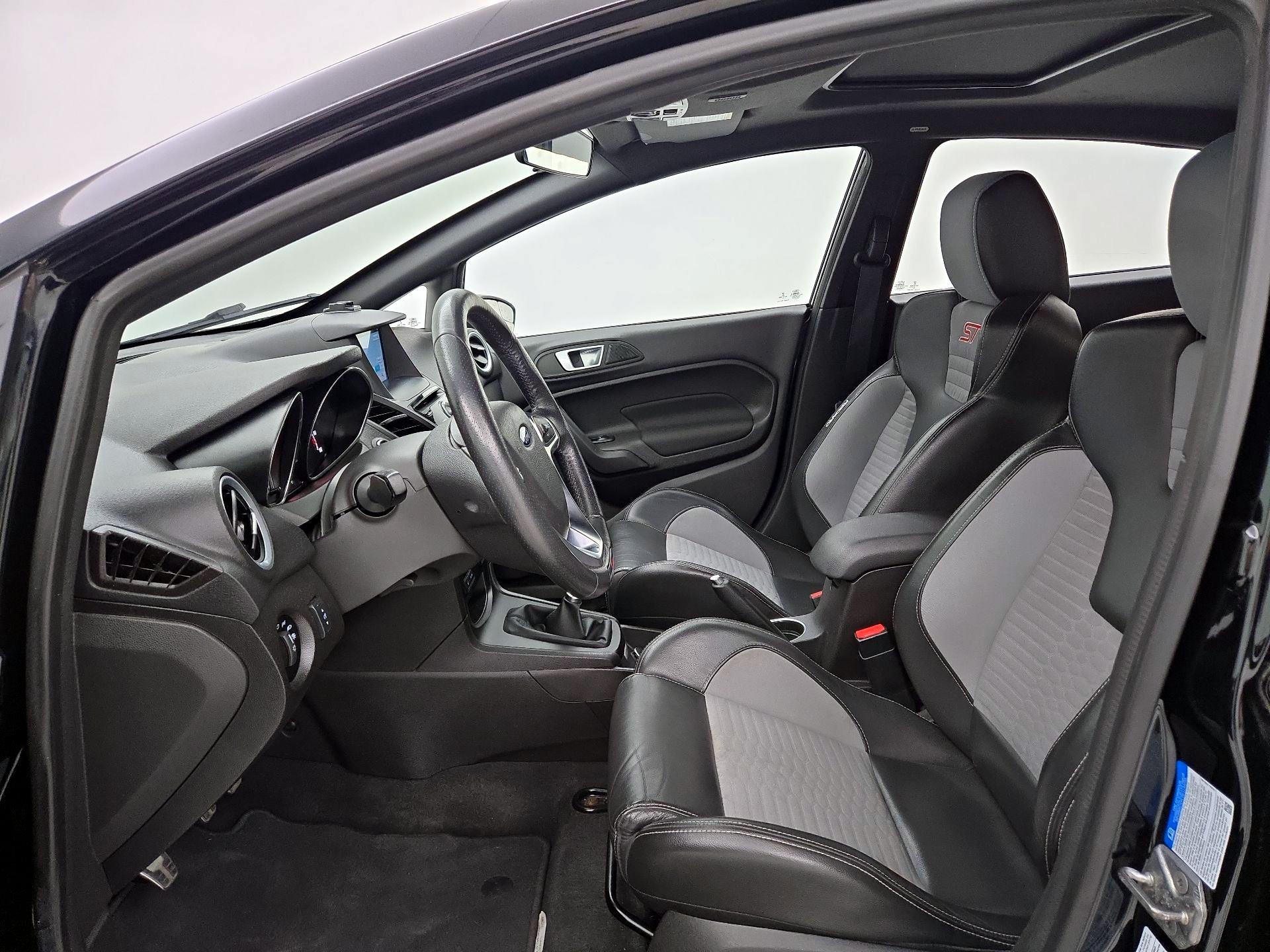 Thumbnail: 2017 Ford Fiesta - 11