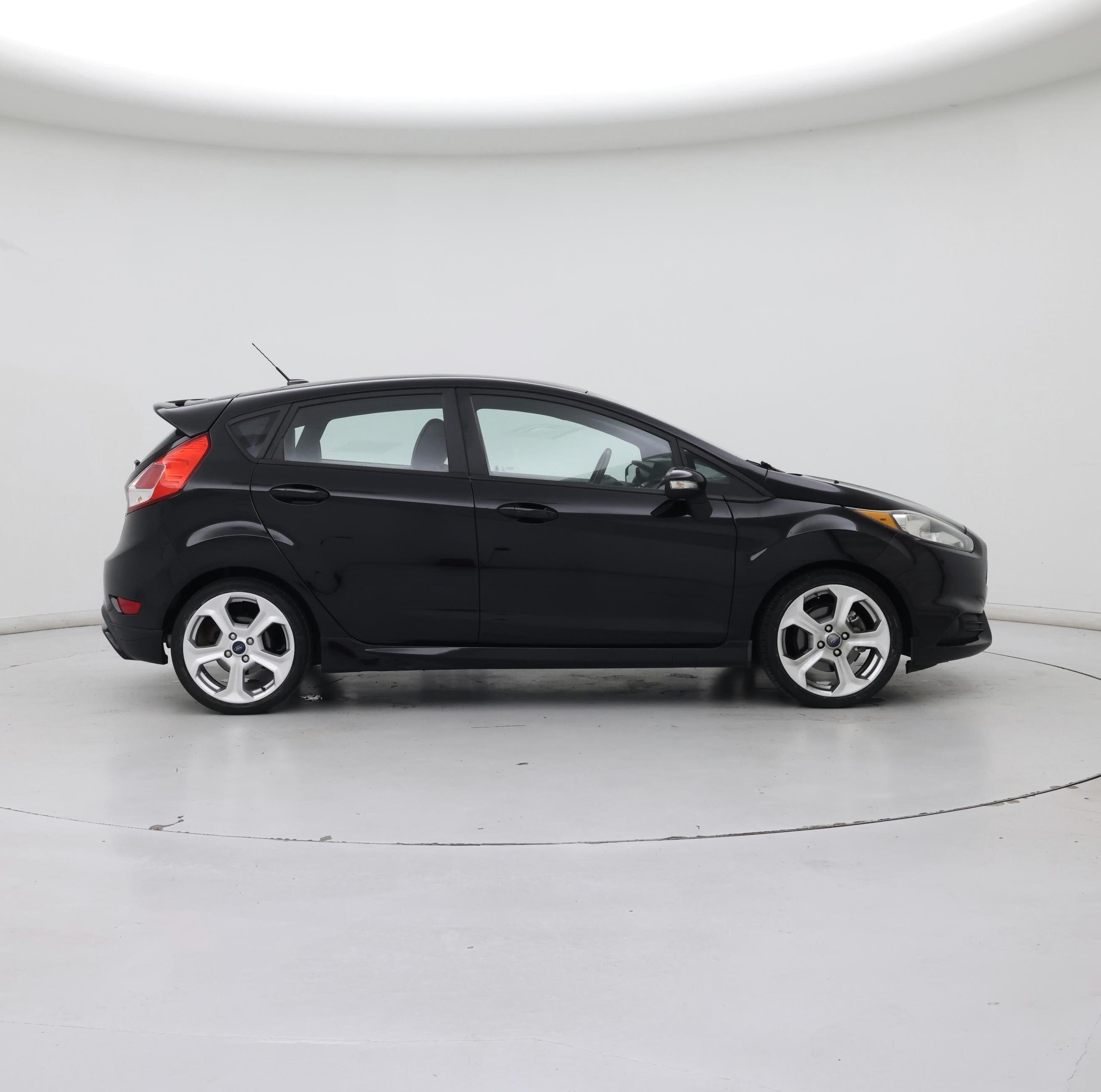 Thumbnail: 2017 Ford Fiesta - 7