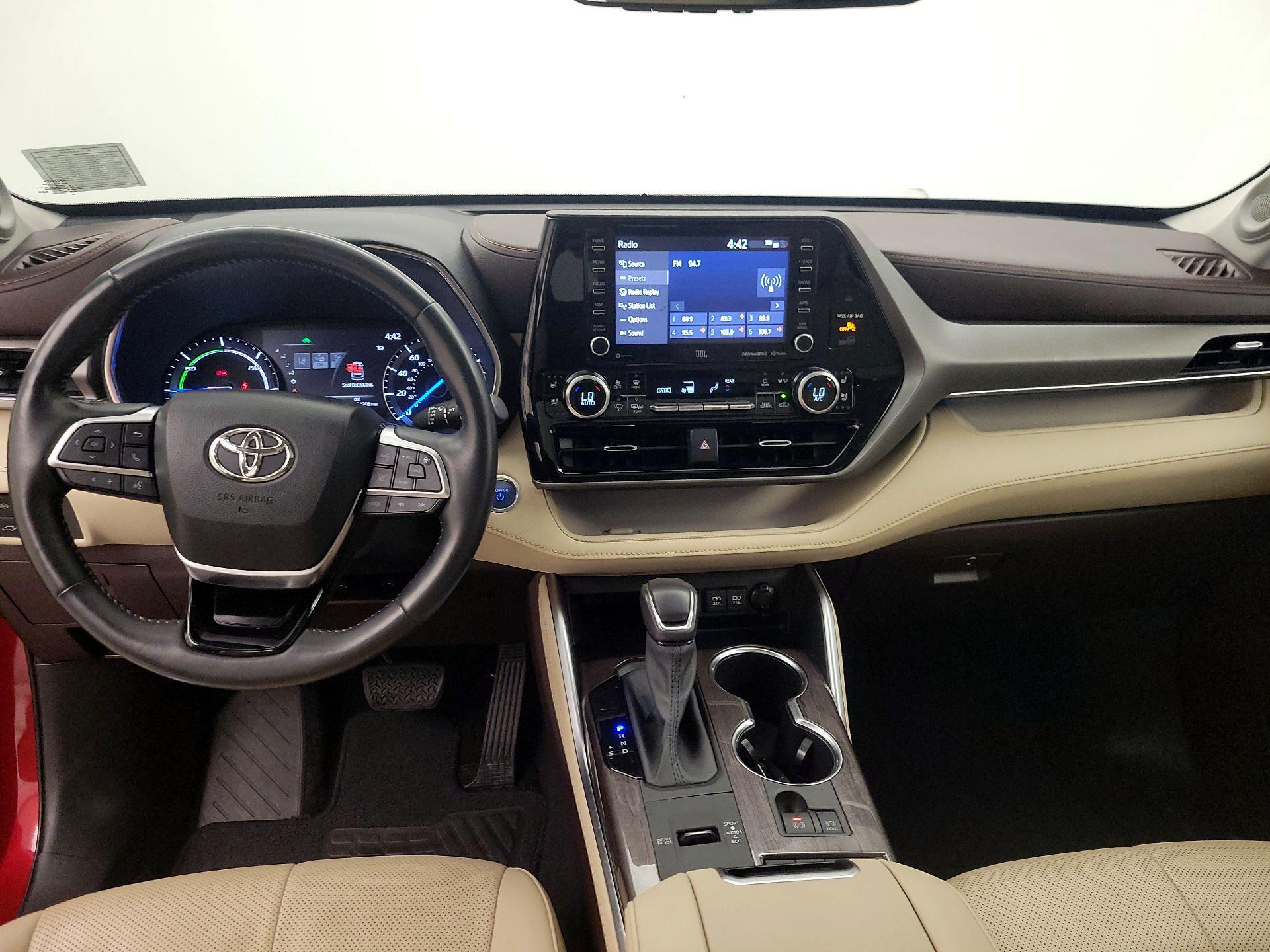 Thumbnail: 2020 Toyota Highlander - 9