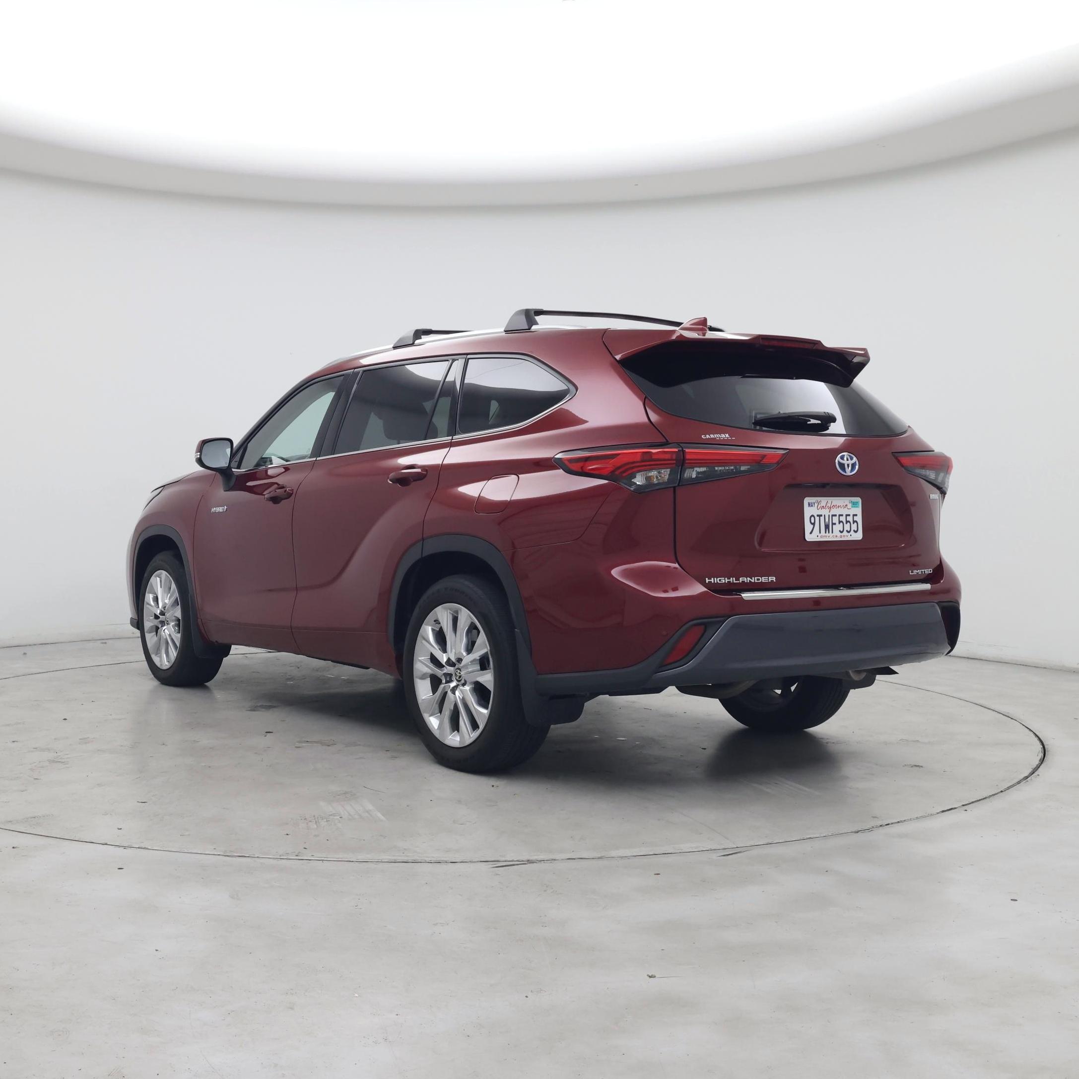 Thumbnail: 2020 Toyota Highlander - 2