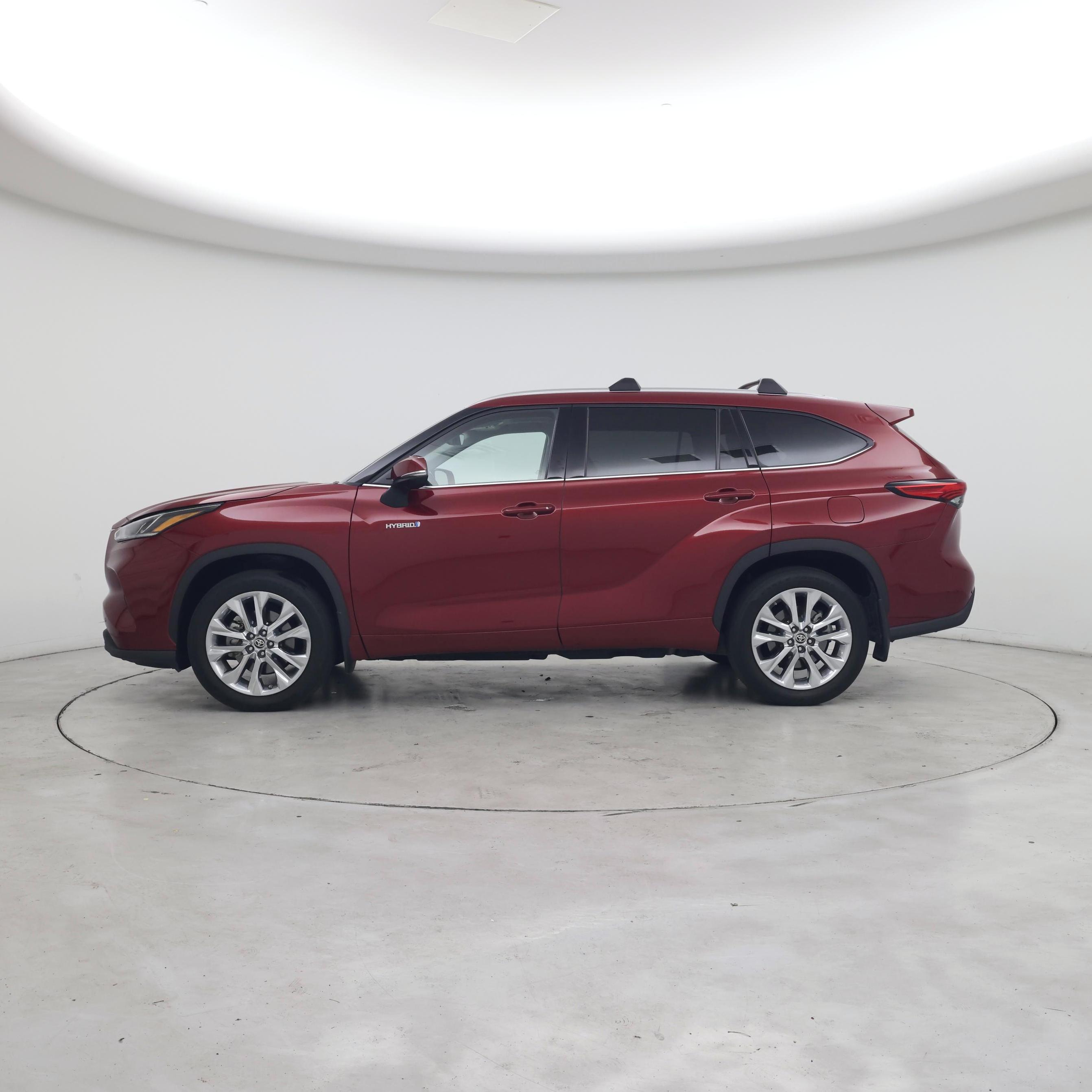 Thumbnail: 2020 Toyota Highlander - 3