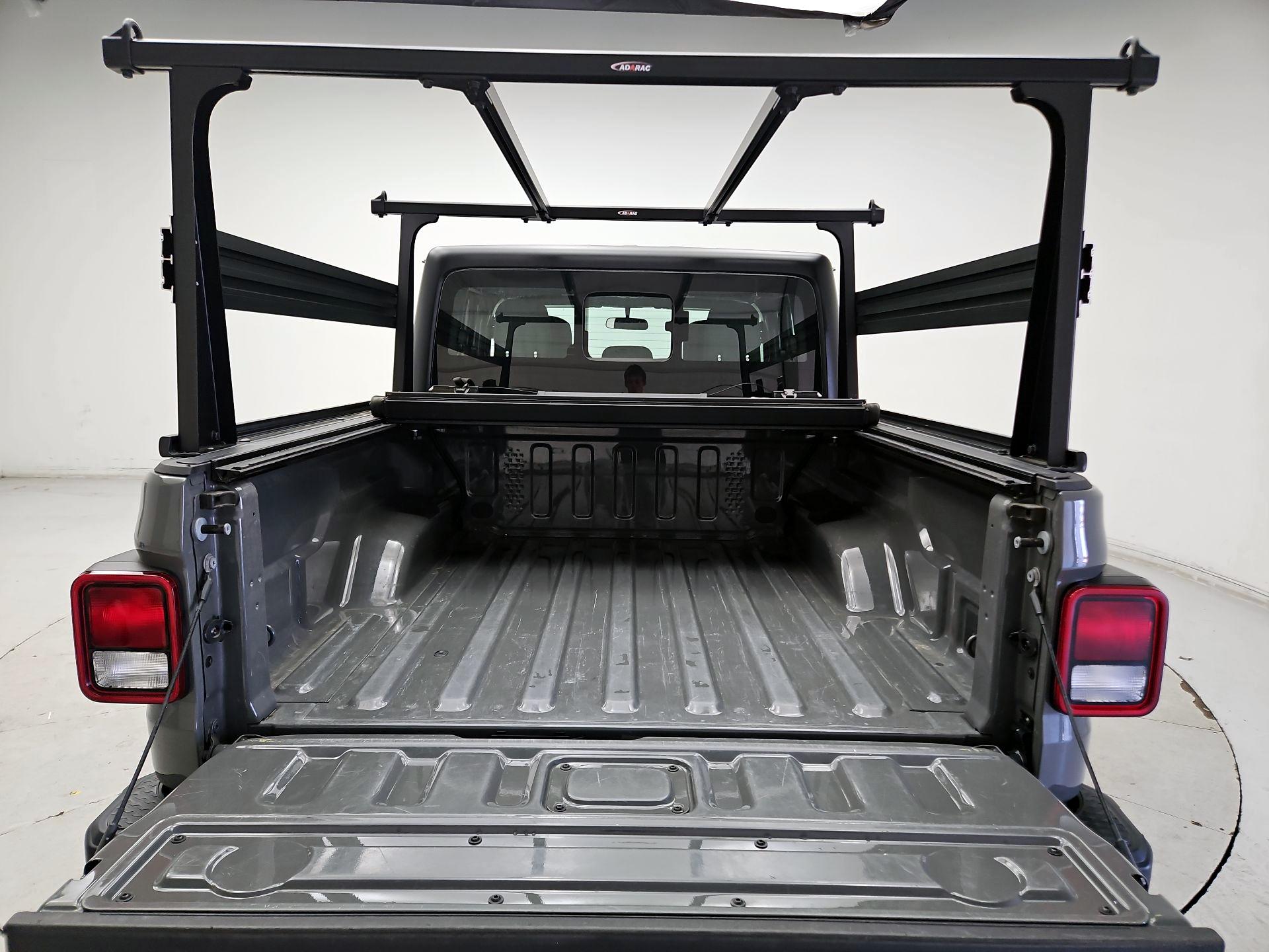 Thumbnail: 2021 Jeep Gladiator - 20
