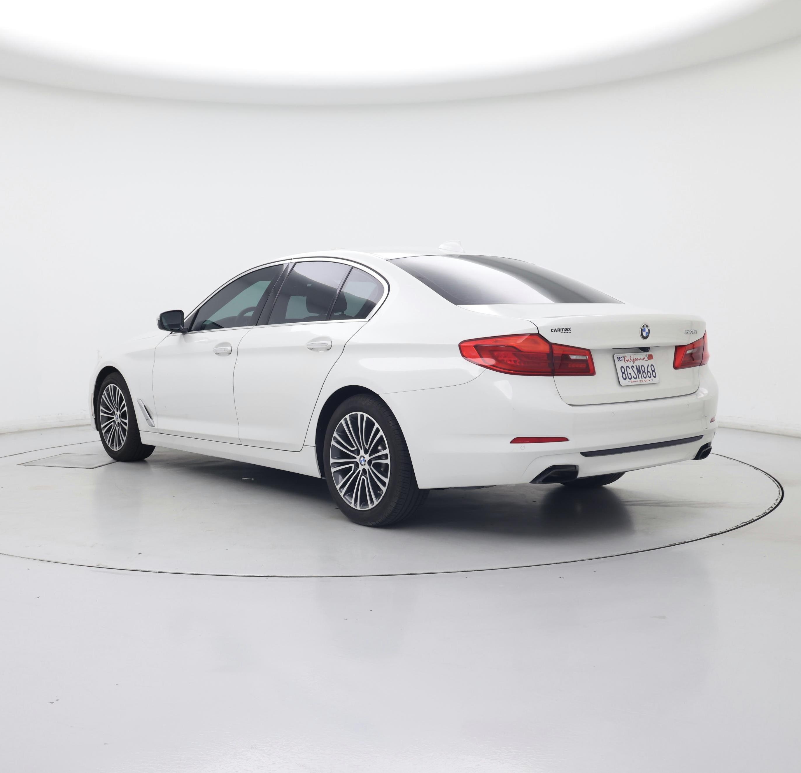 Thumbnail: 2018 BMW 5 Series - 2