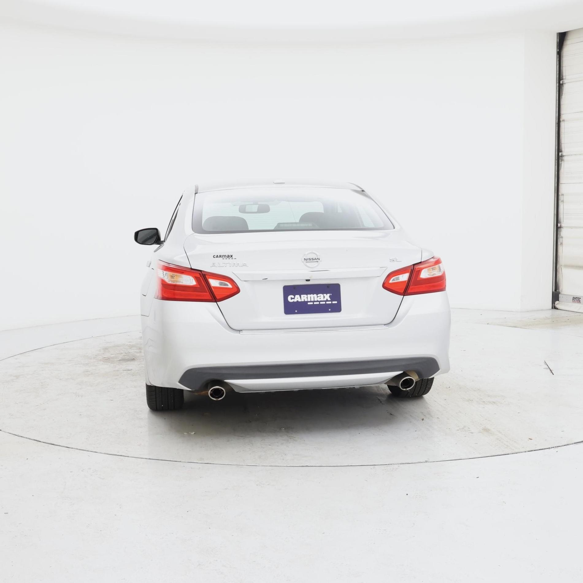 Thumbnail: 2016 Nissan Altima - 6