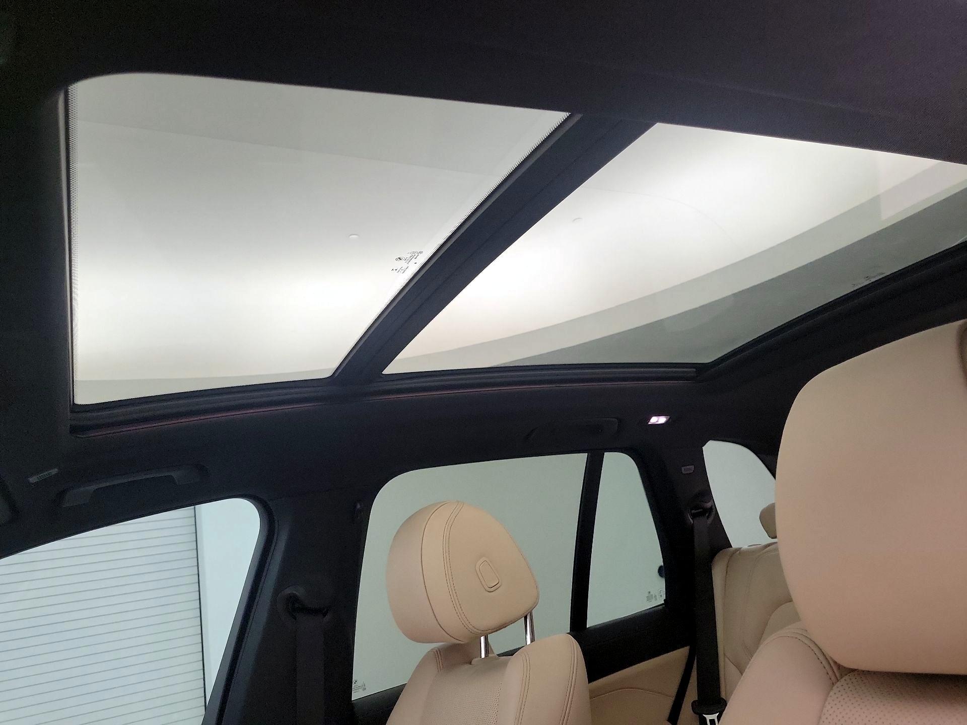 Thumbnail: 2022 BMW X5 - 18