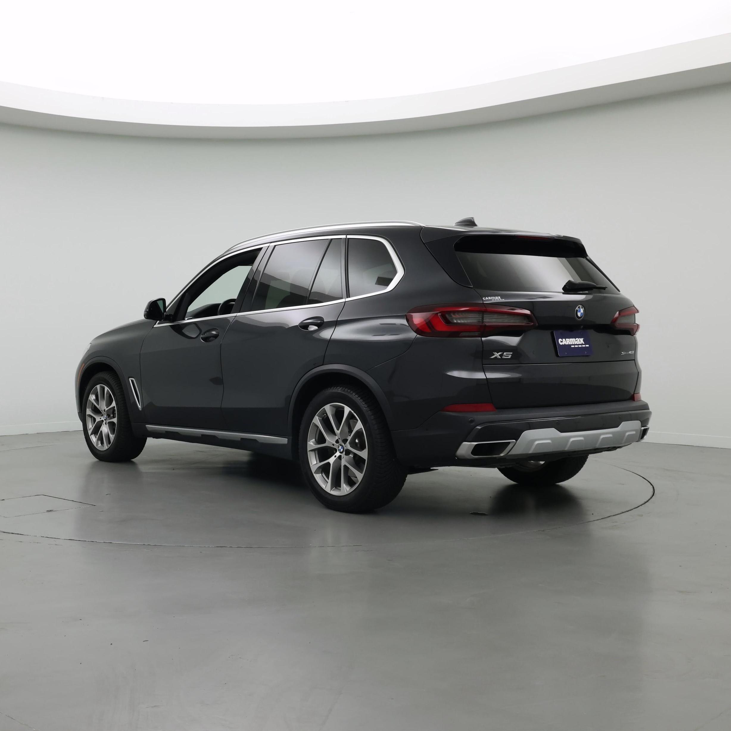 Thumbnail: 2022 BMW X5 - 2