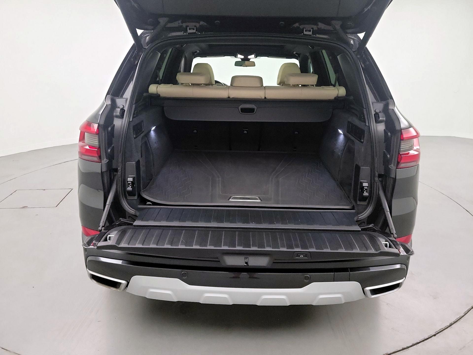 Thumbnail: 2022 BMW X5 - 20