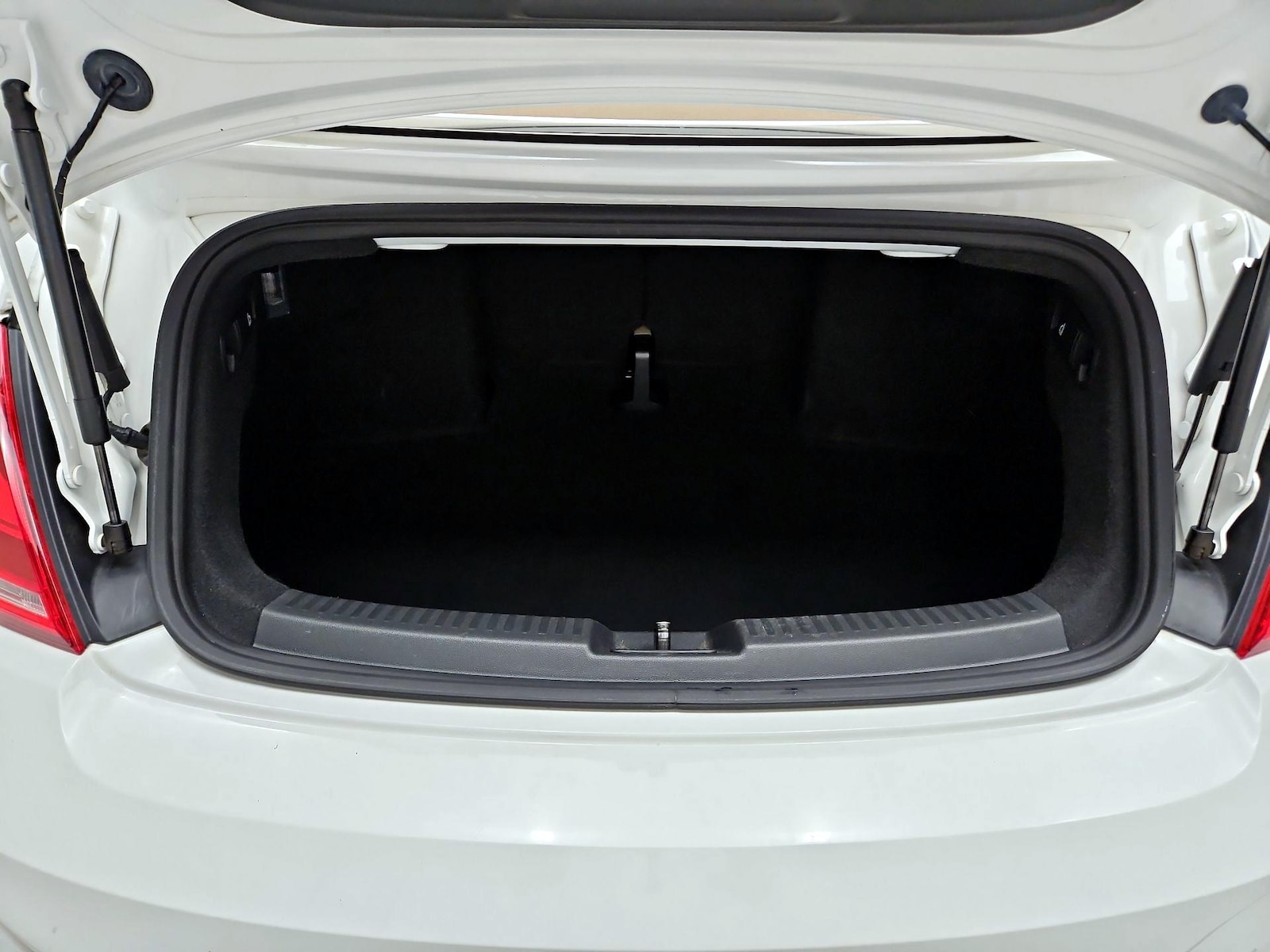 2014 Volkswagen Beetle 2.0 - Photo 16