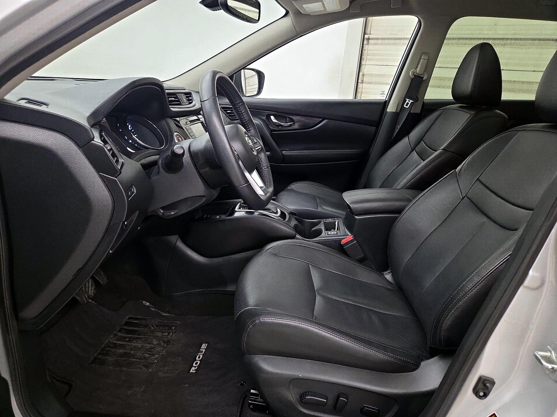Thumbnail: 2020 Nissan Rogue - 11
