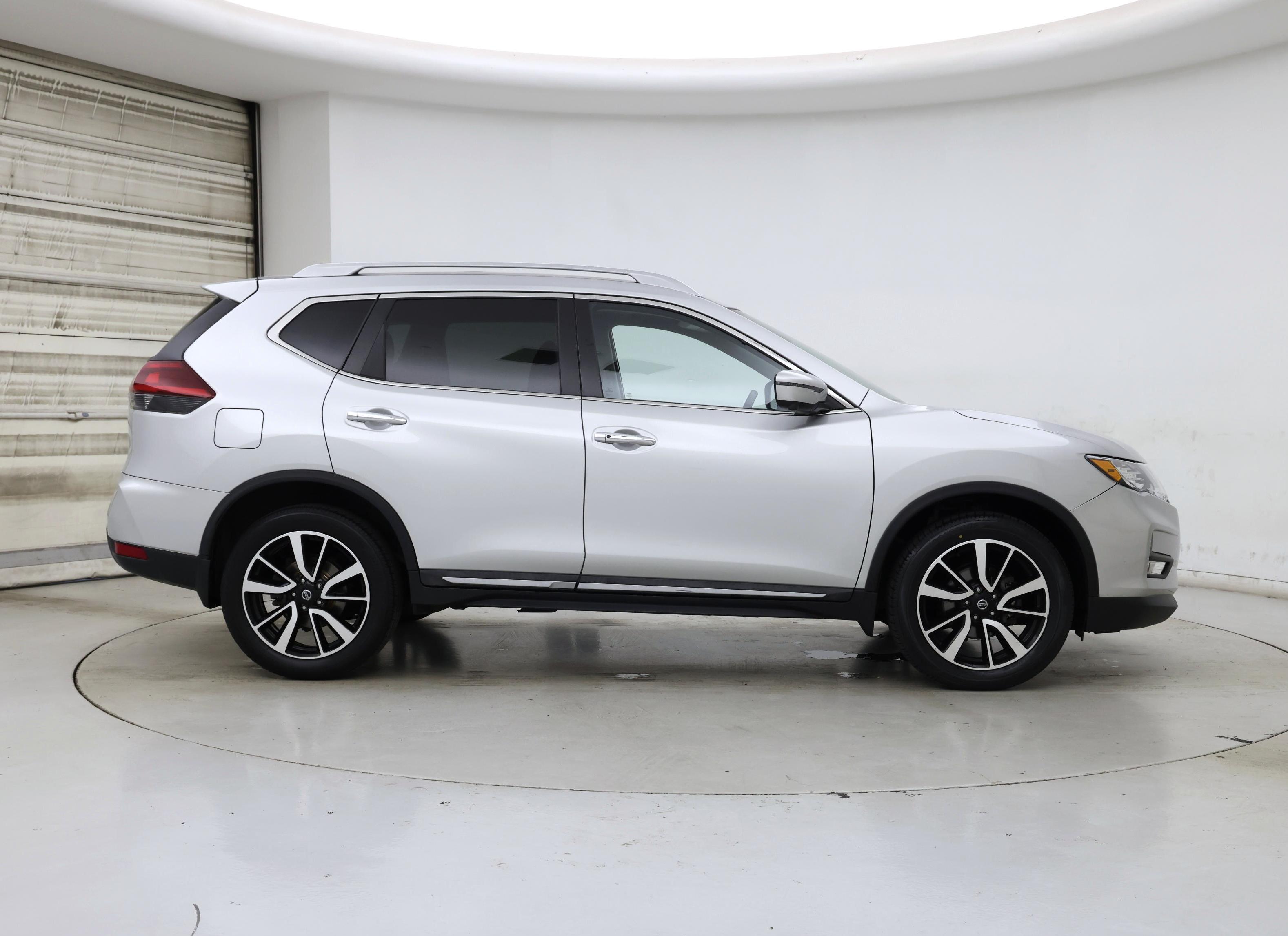 Thumbnail: 2020 Nissan Rogue - 7