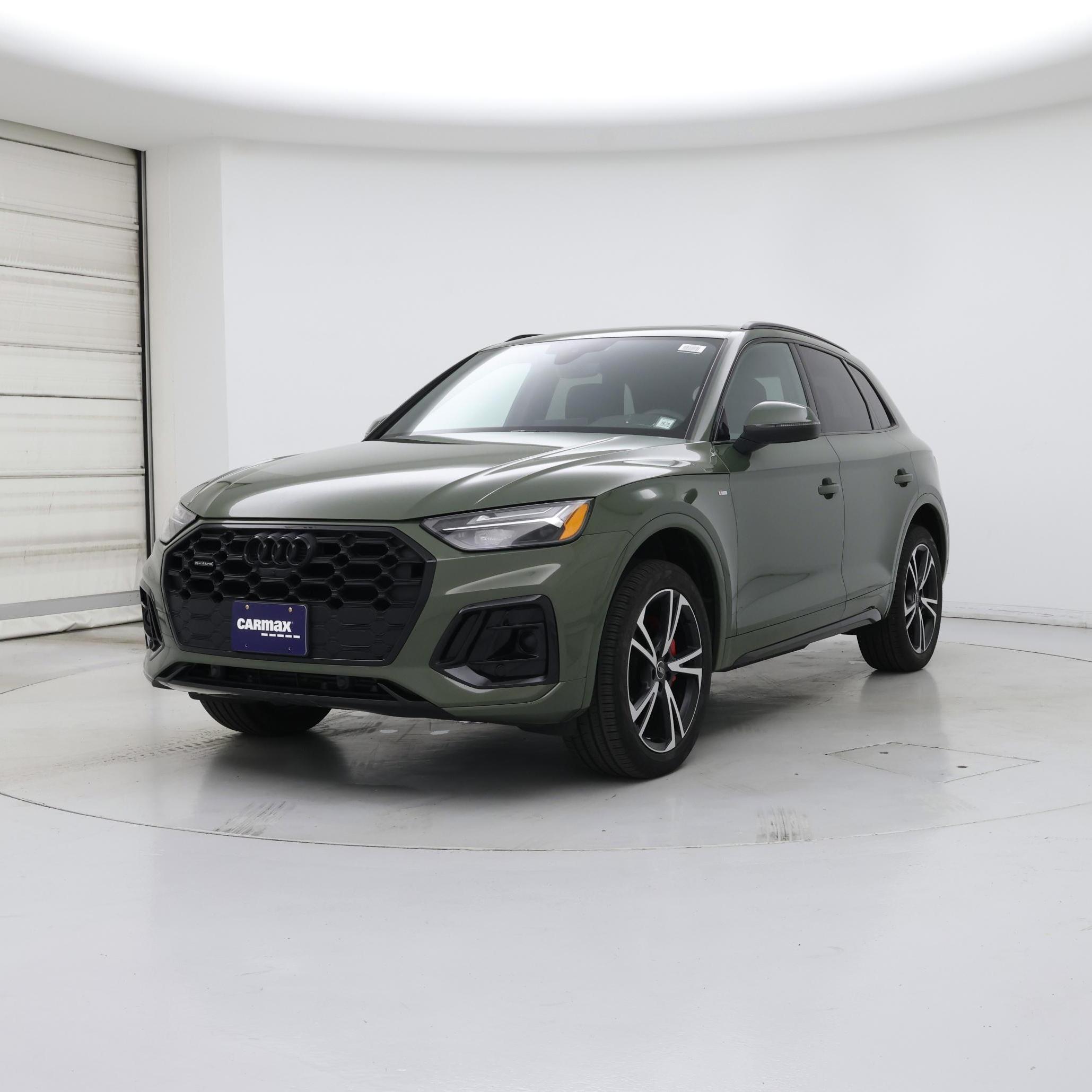 Thumbnail: 2025 Audi Q5 - 4