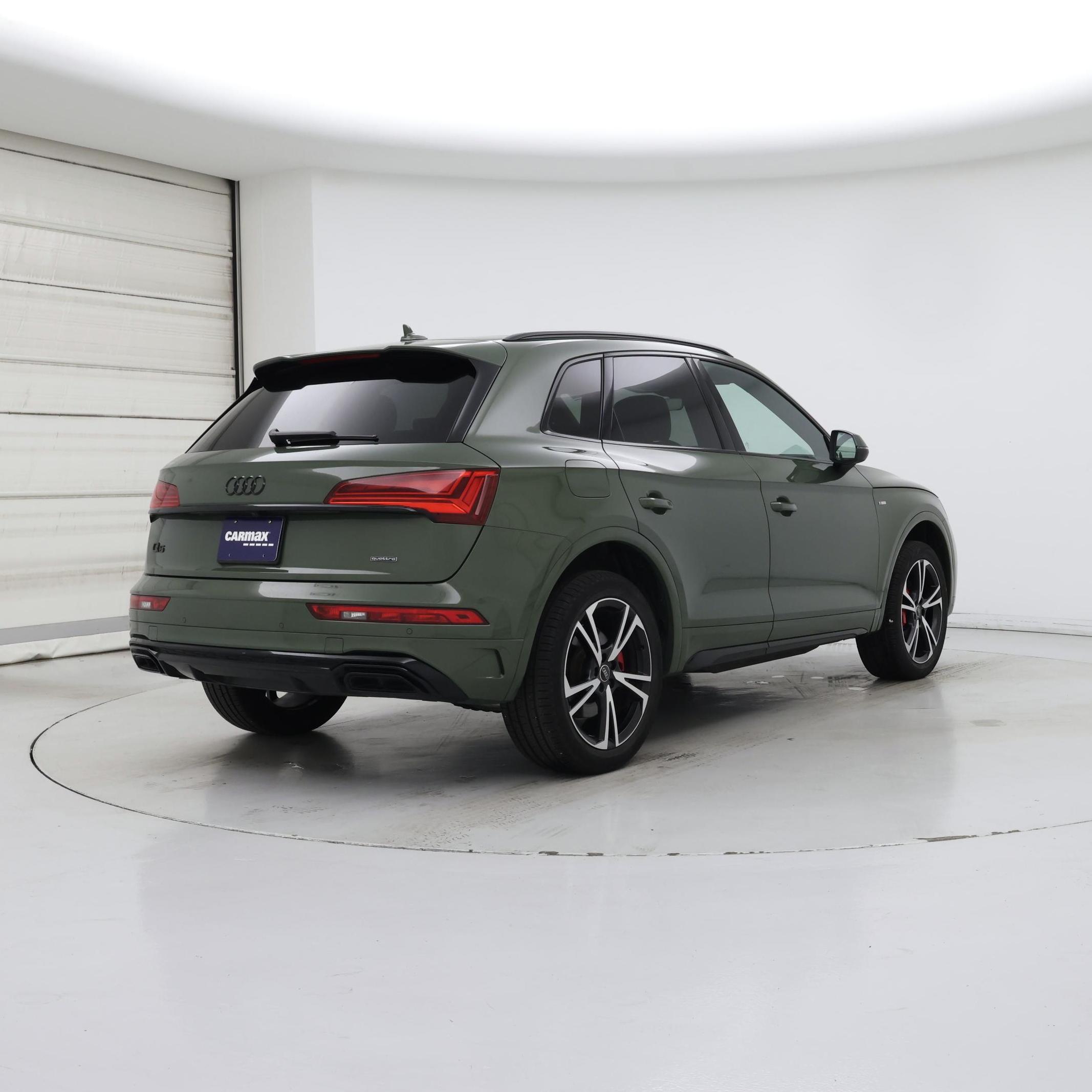 Thumbnail: 2025 Audi Q5 - 8