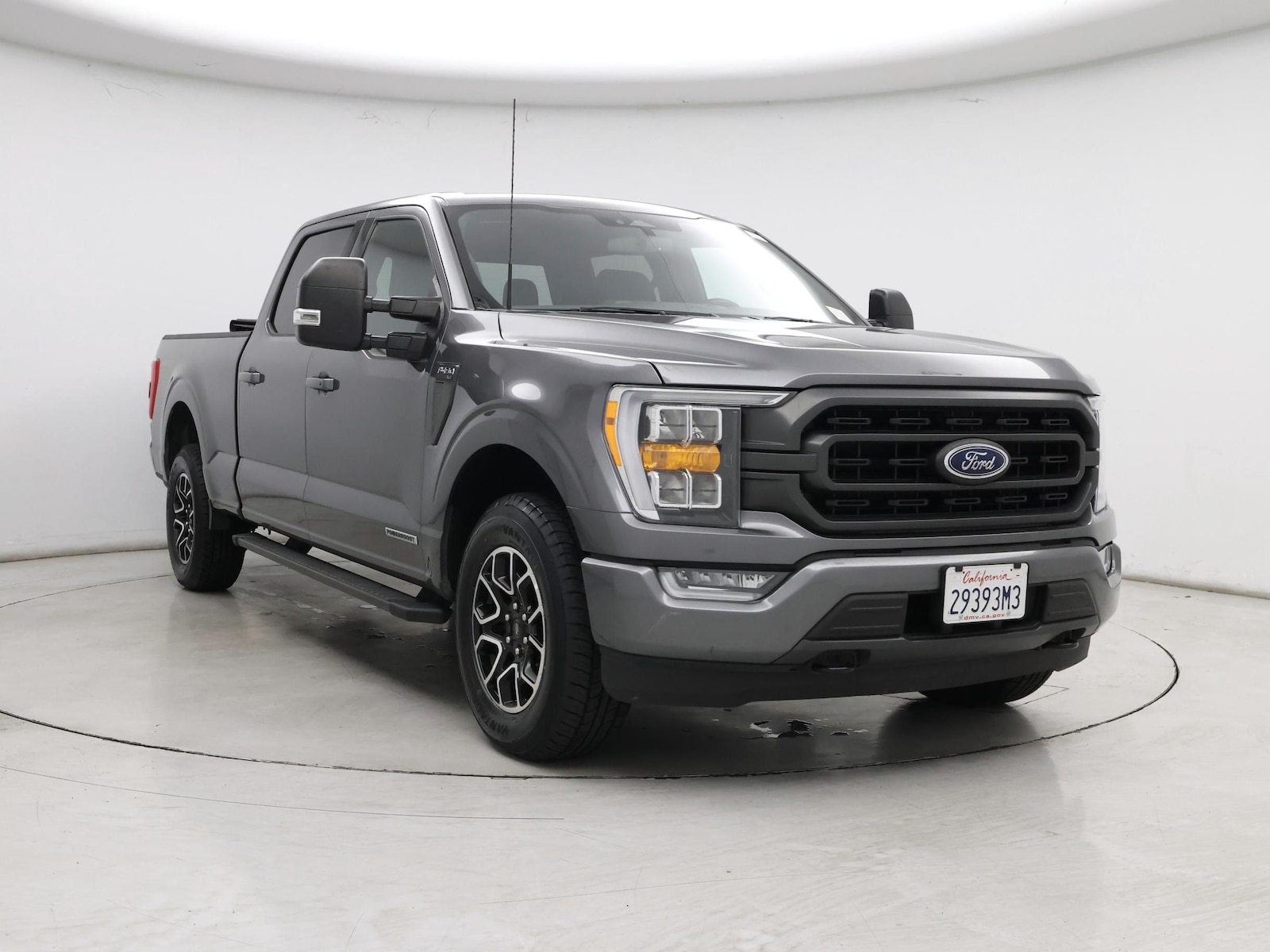 2022 Ford F-150 XLT - Photo 2