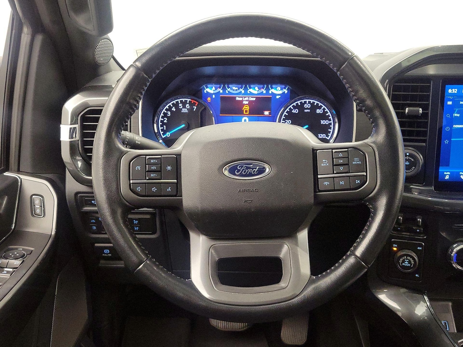 2022 Ford F-150 XLT - Photo 11