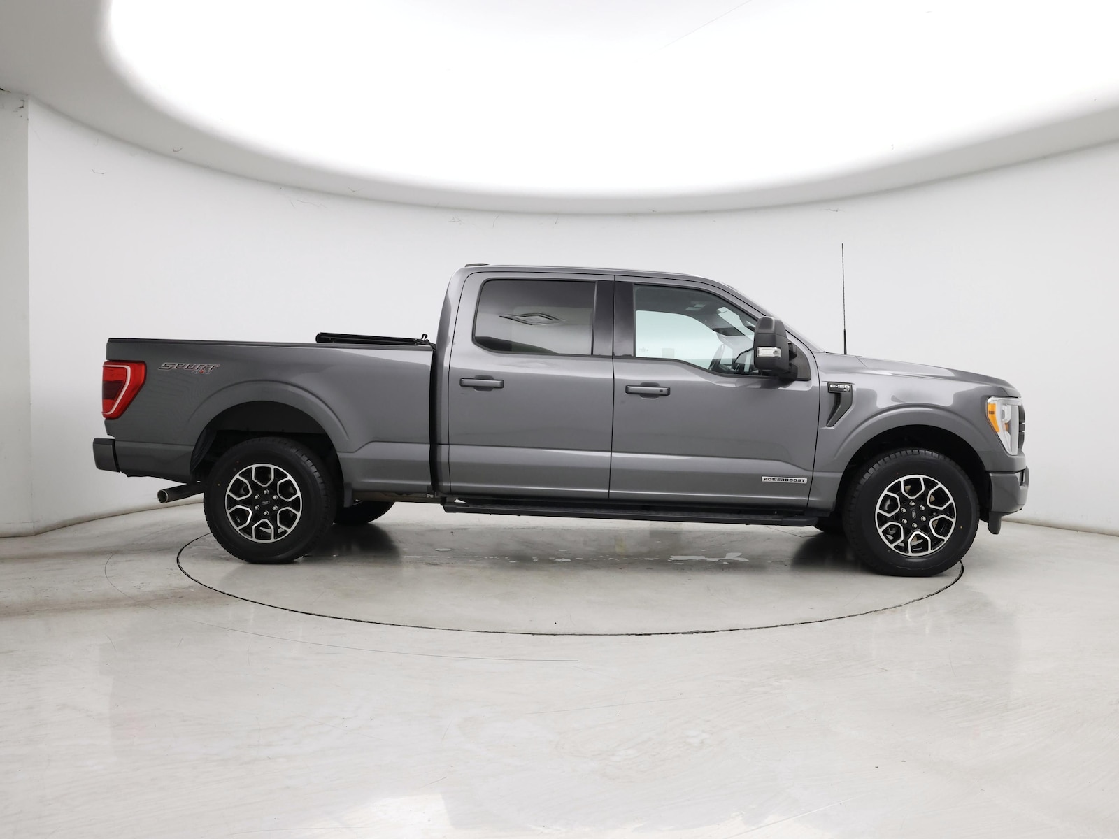 2022 Ford F-150 XLT - Photo 8