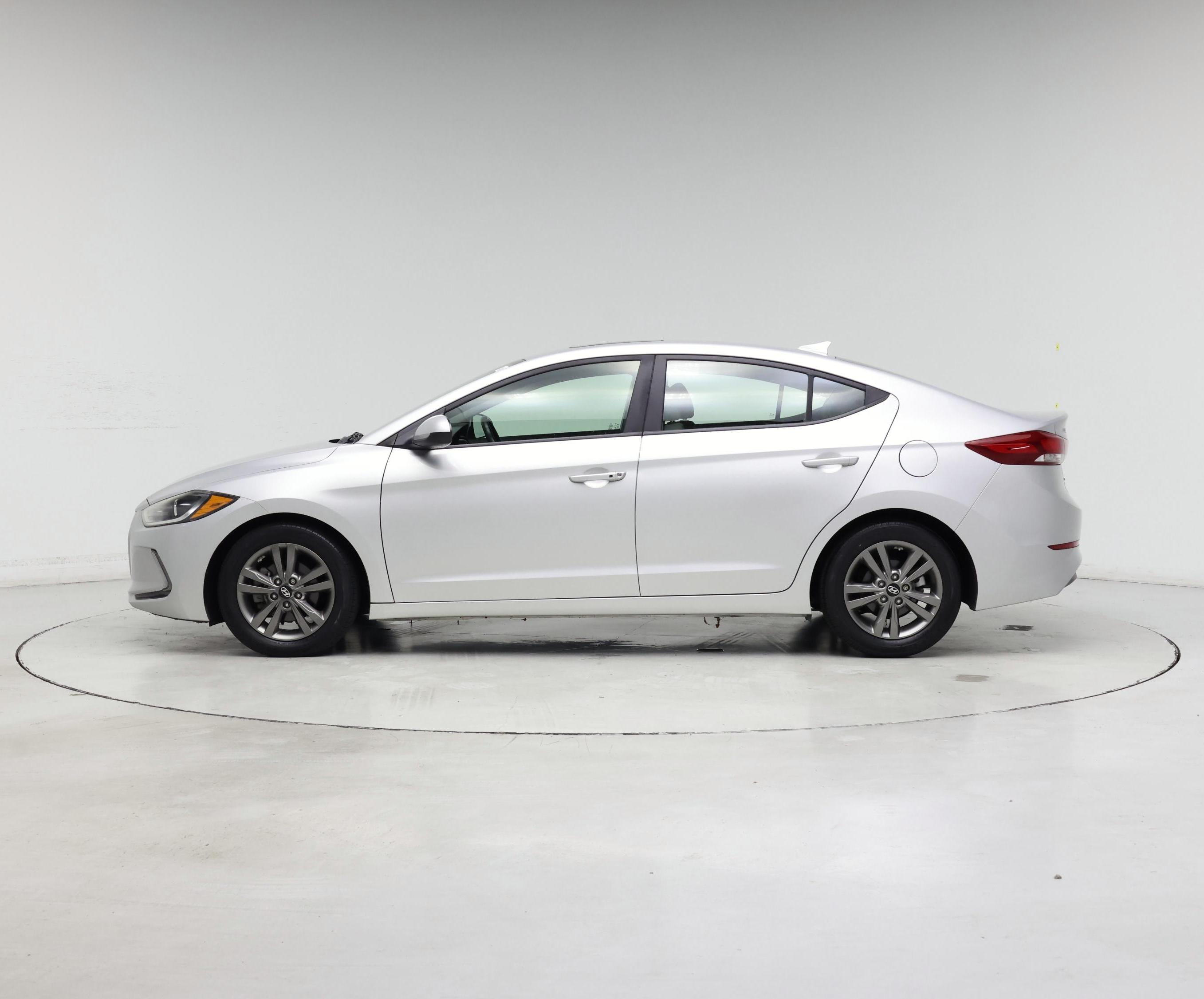 Thumbnail: 2018 Hyundai Elantra - 3