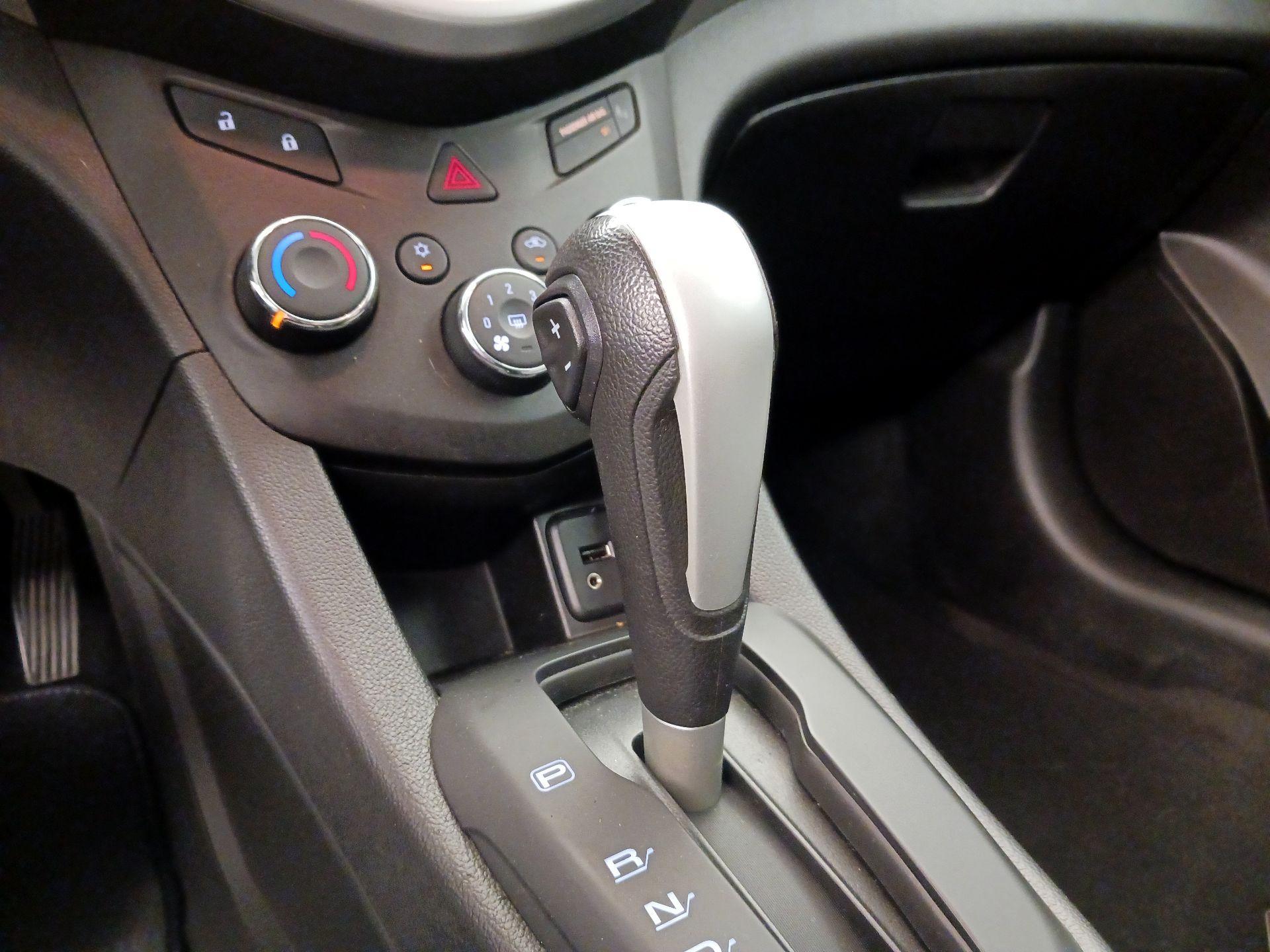 Thumbnail: 2017 Chevrolet Sonic - 17