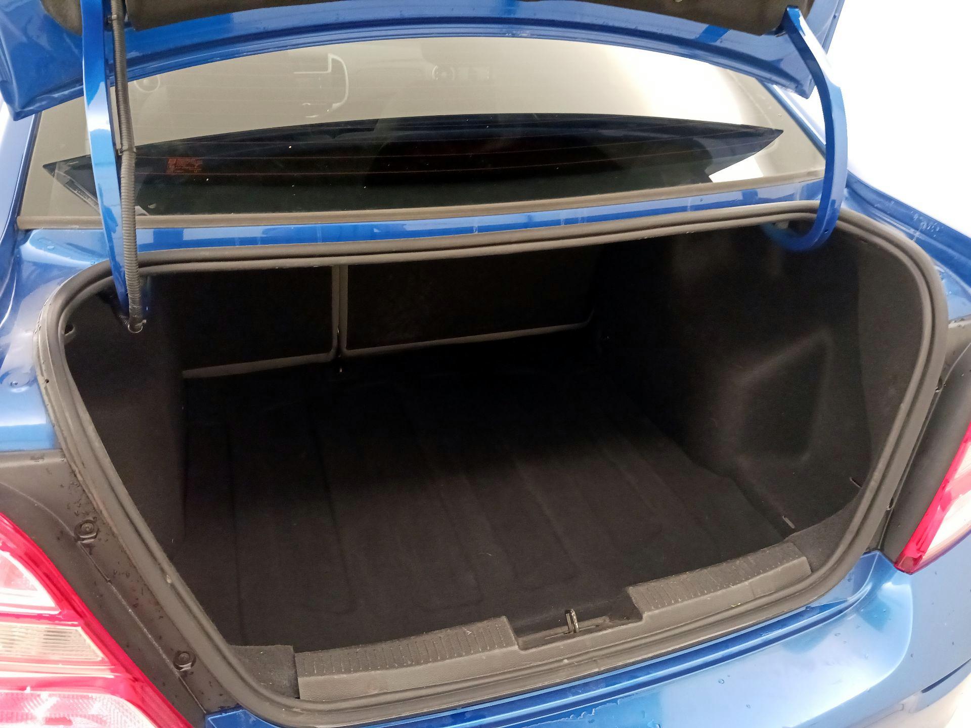 Thumbnail: 2017 Chevrolet Sonic - 20