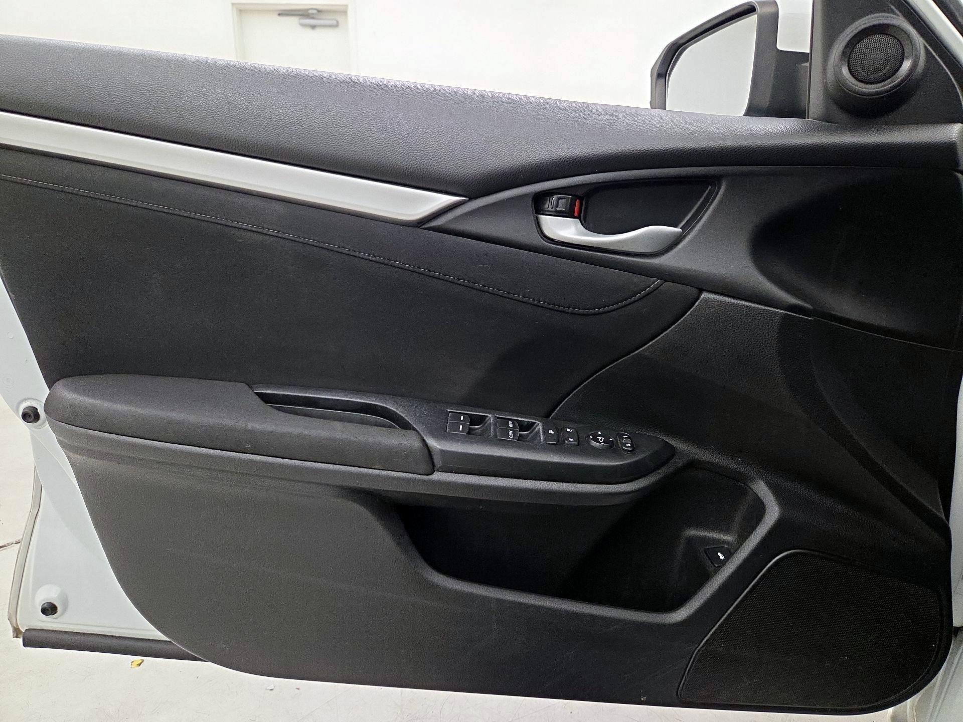 Thumbnail: 2021 Honda Civic - 12