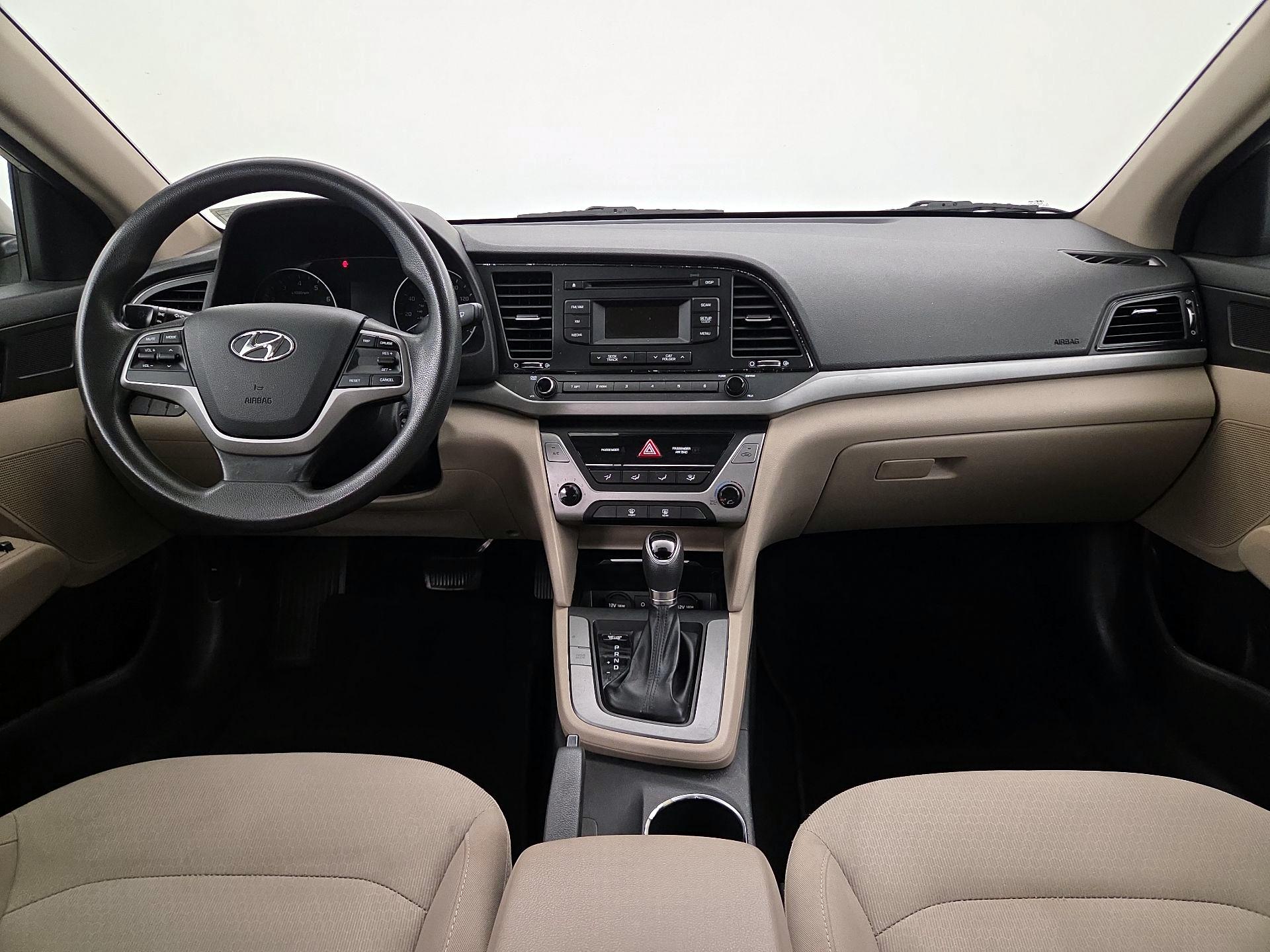 Thumbnail: 2017 Hyundai Elantra - 9
