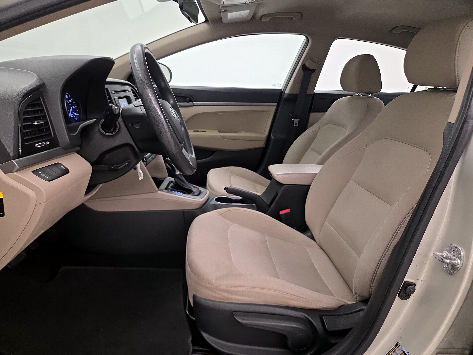 Thumbnail: 2017 Hyundai Elantra - 11